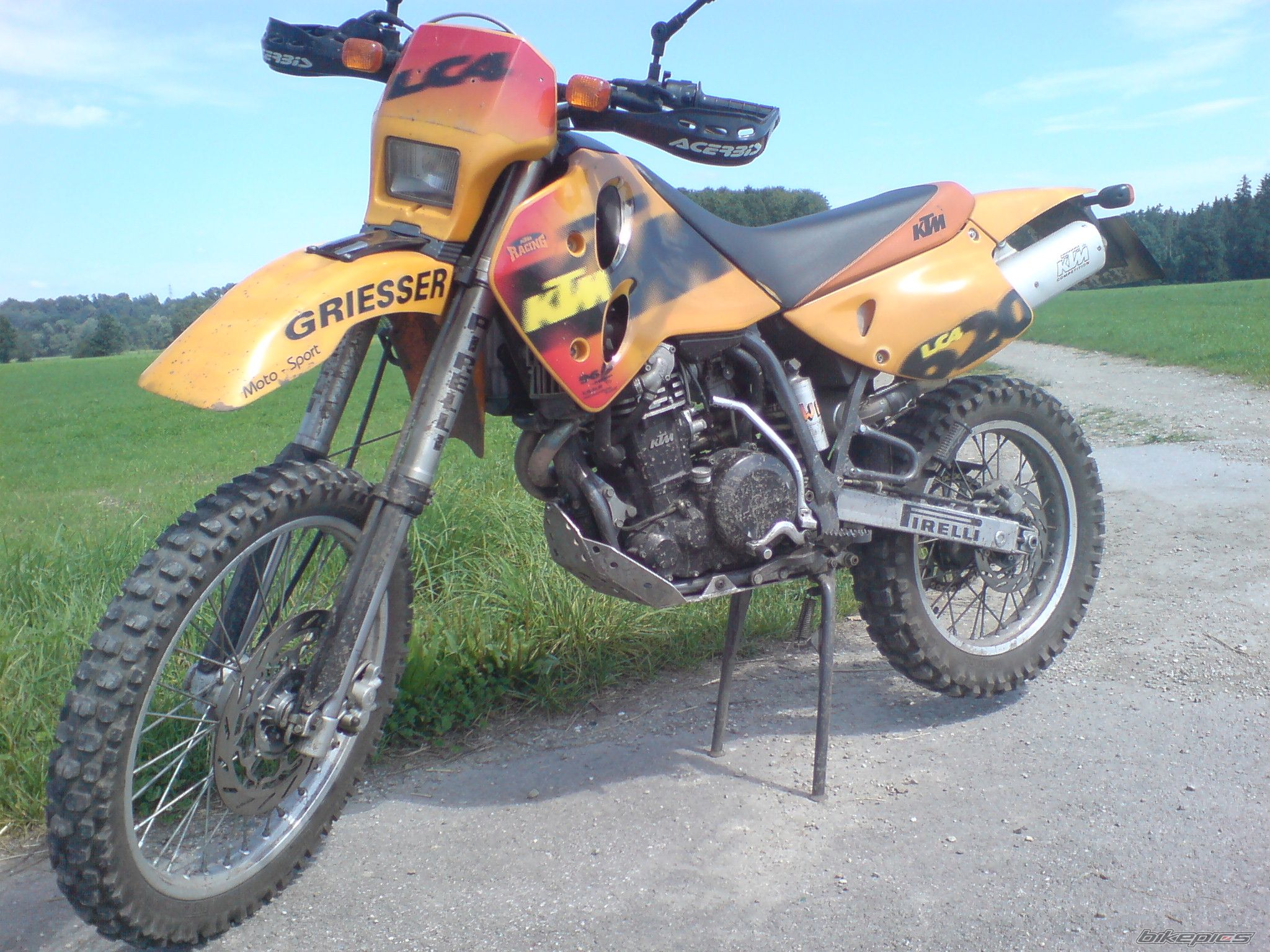 Bike Photo 1001359