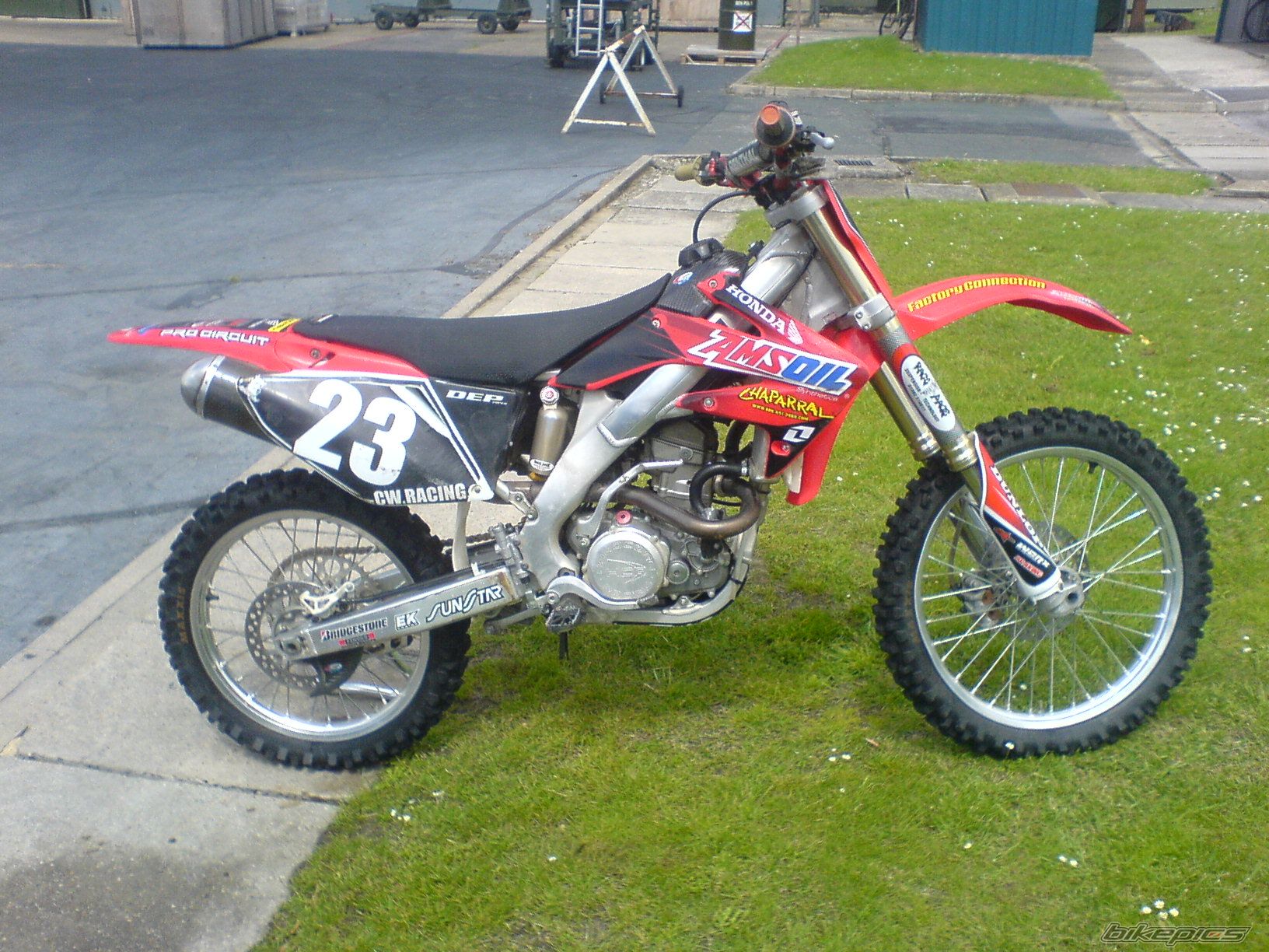 Photo 1003081