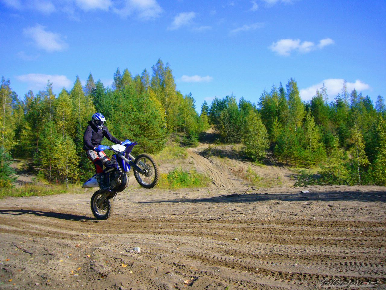 Bike Photo 1023810