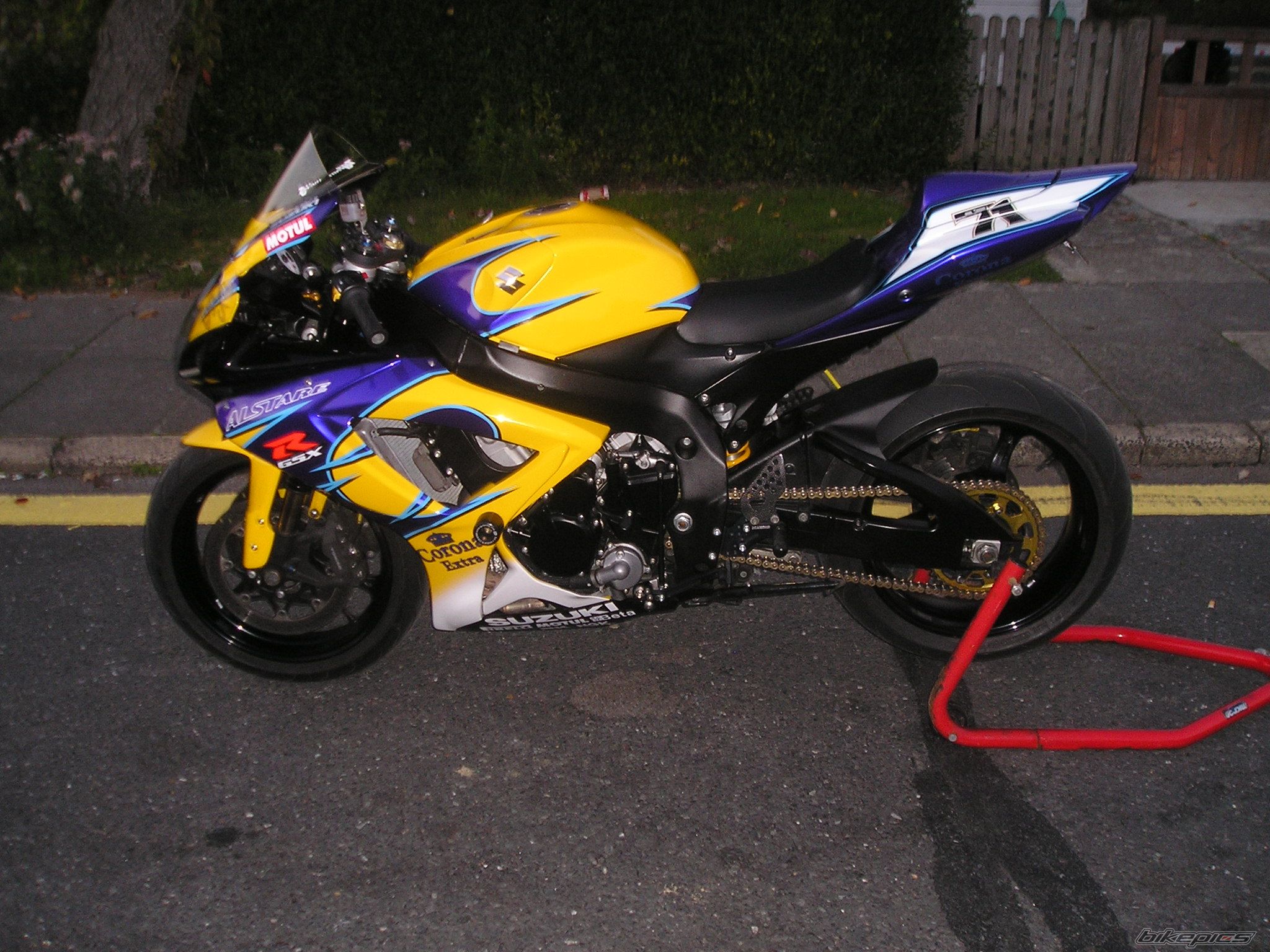 Photo 1068854