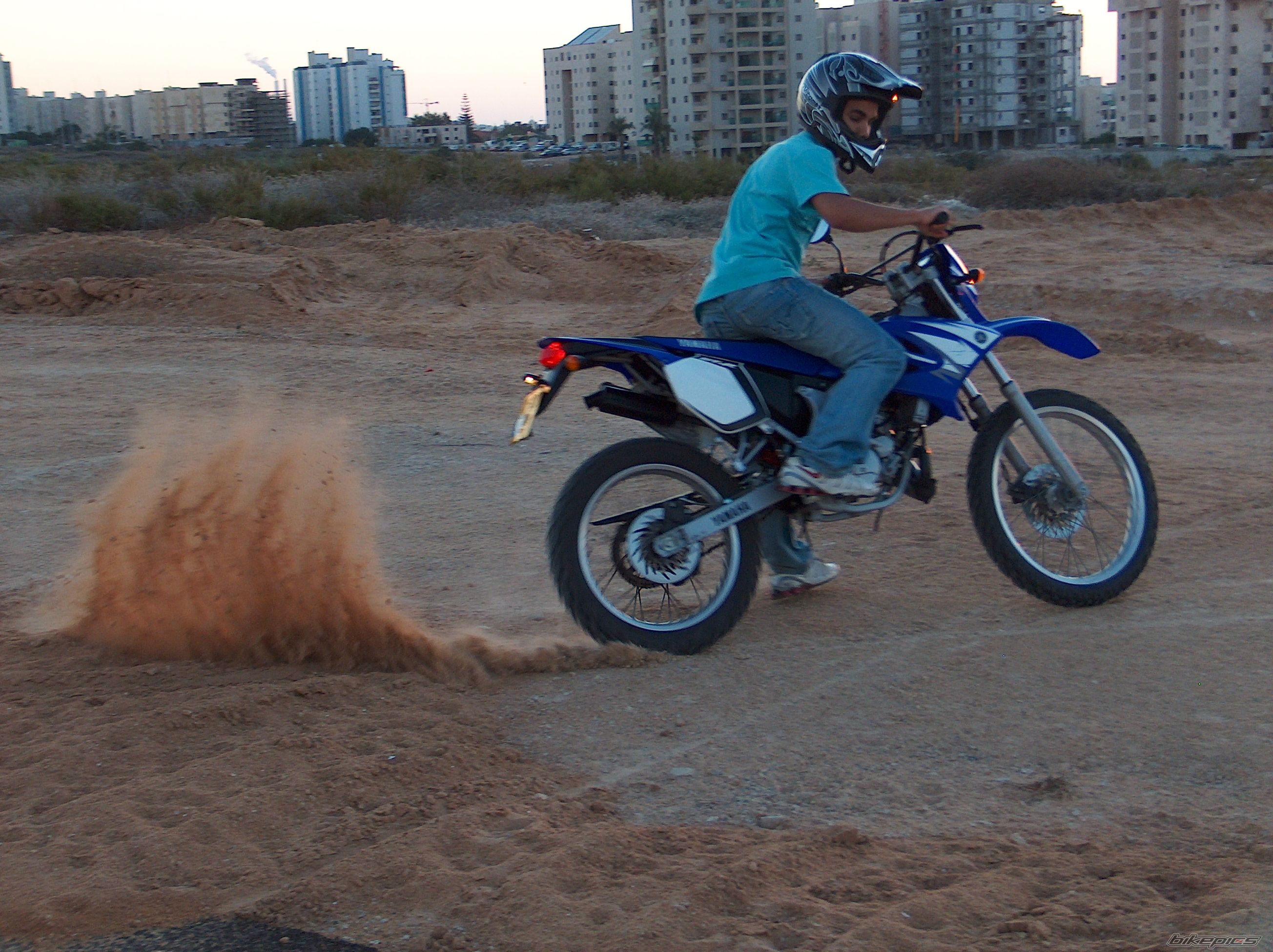 Photo 1068978