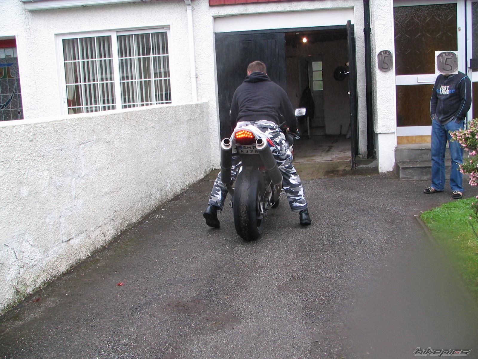 Photo 1073676