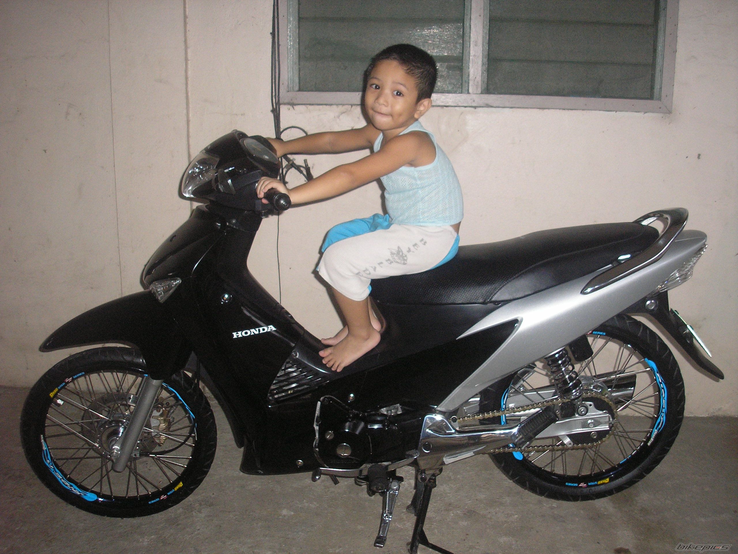 Bike Photo 1075037