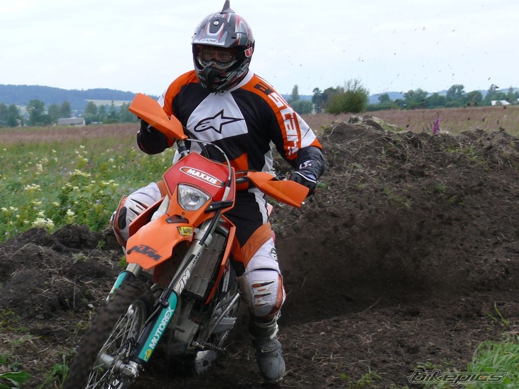 Bike Photo 1077835