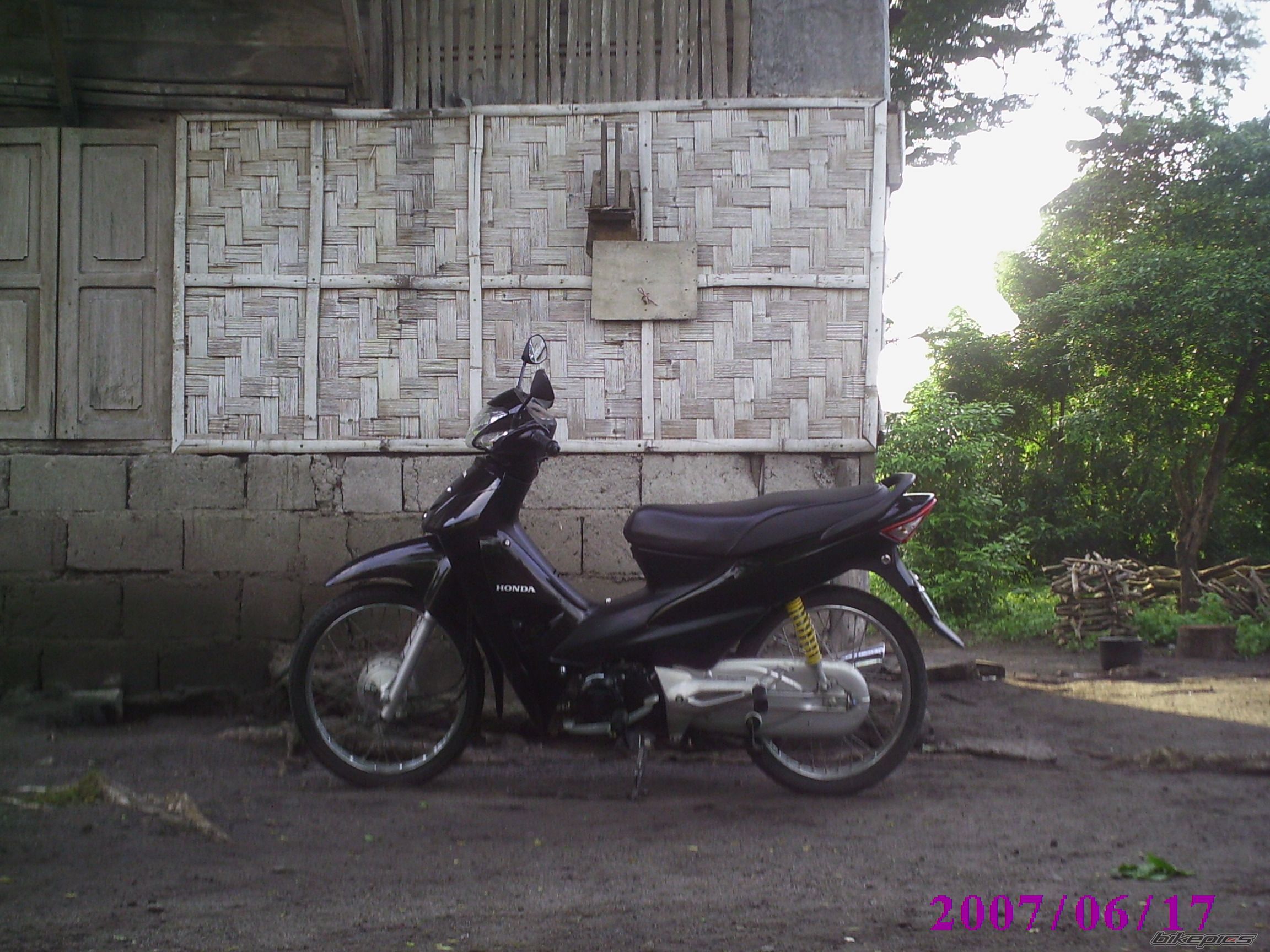 Bike Photo 1080085