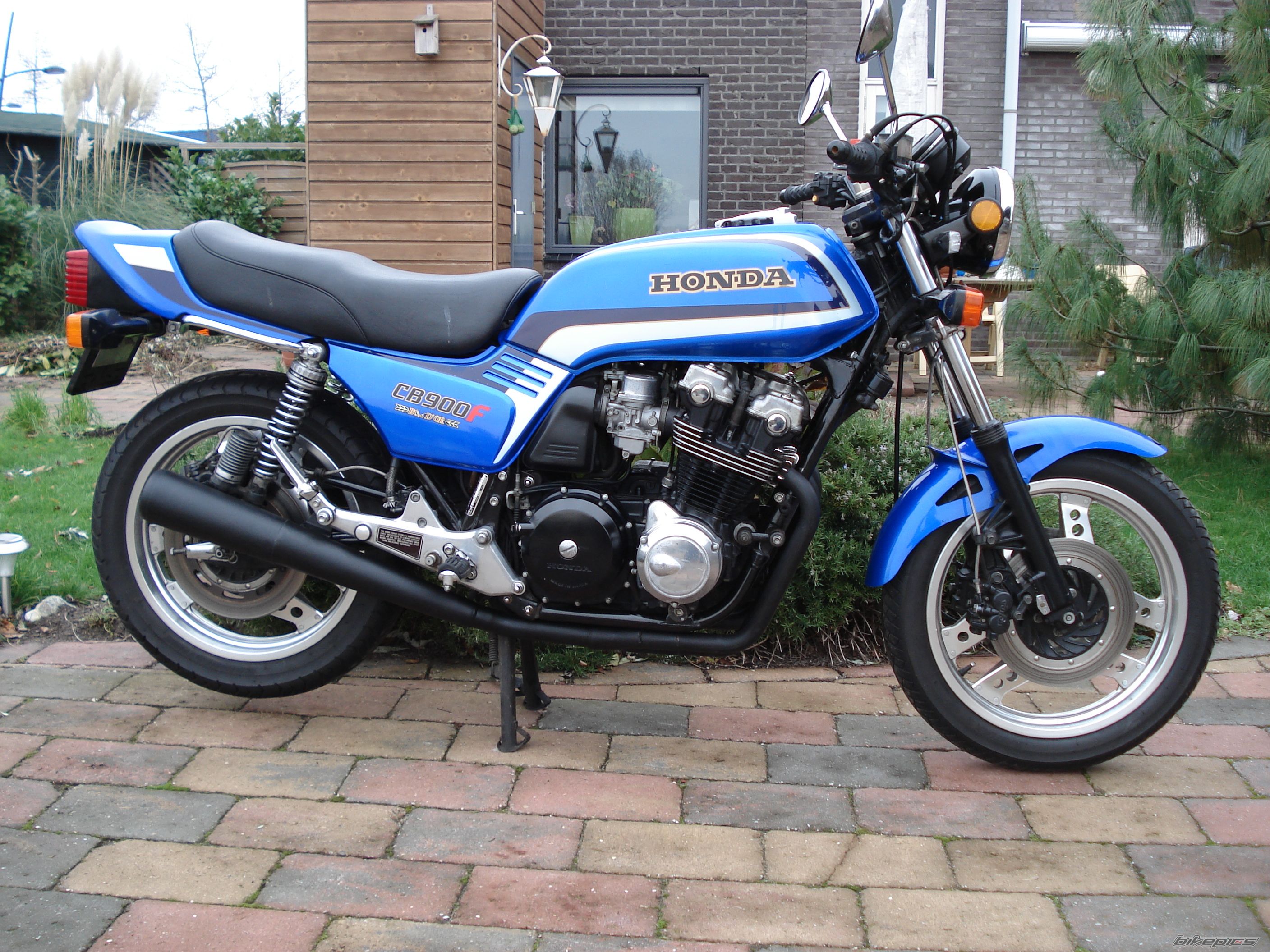 Bike Photo 1095039