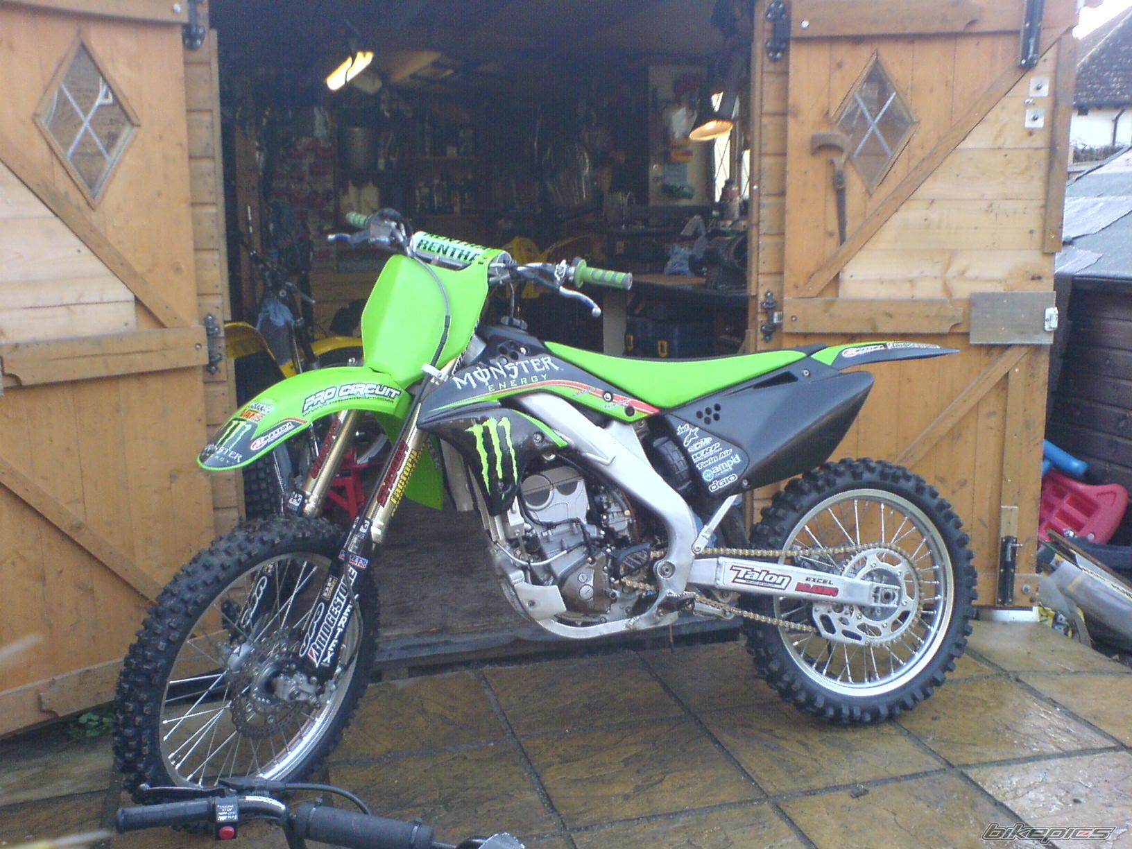 Photo 1103432