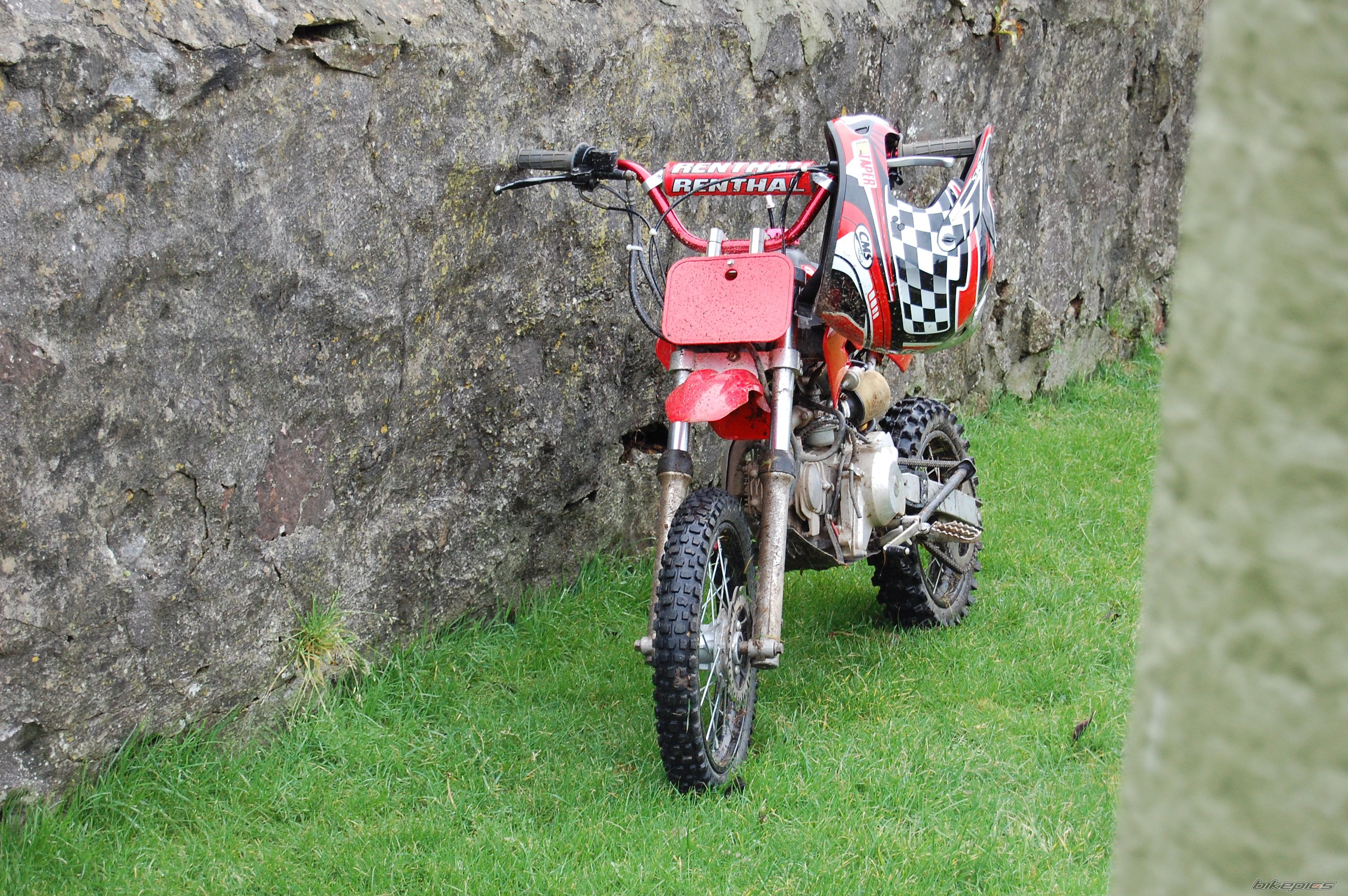 Photo 1144012