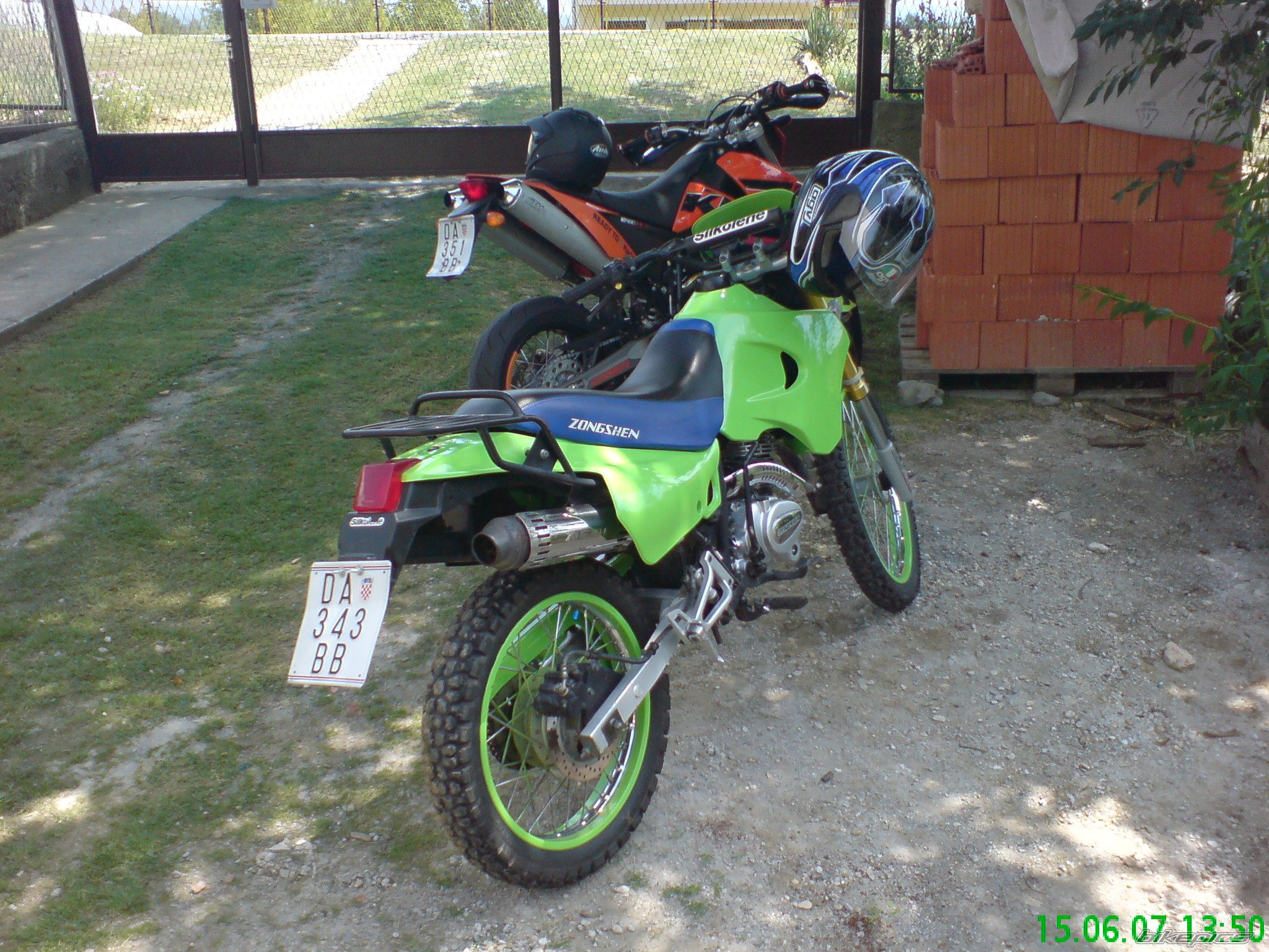 Photo 1191415