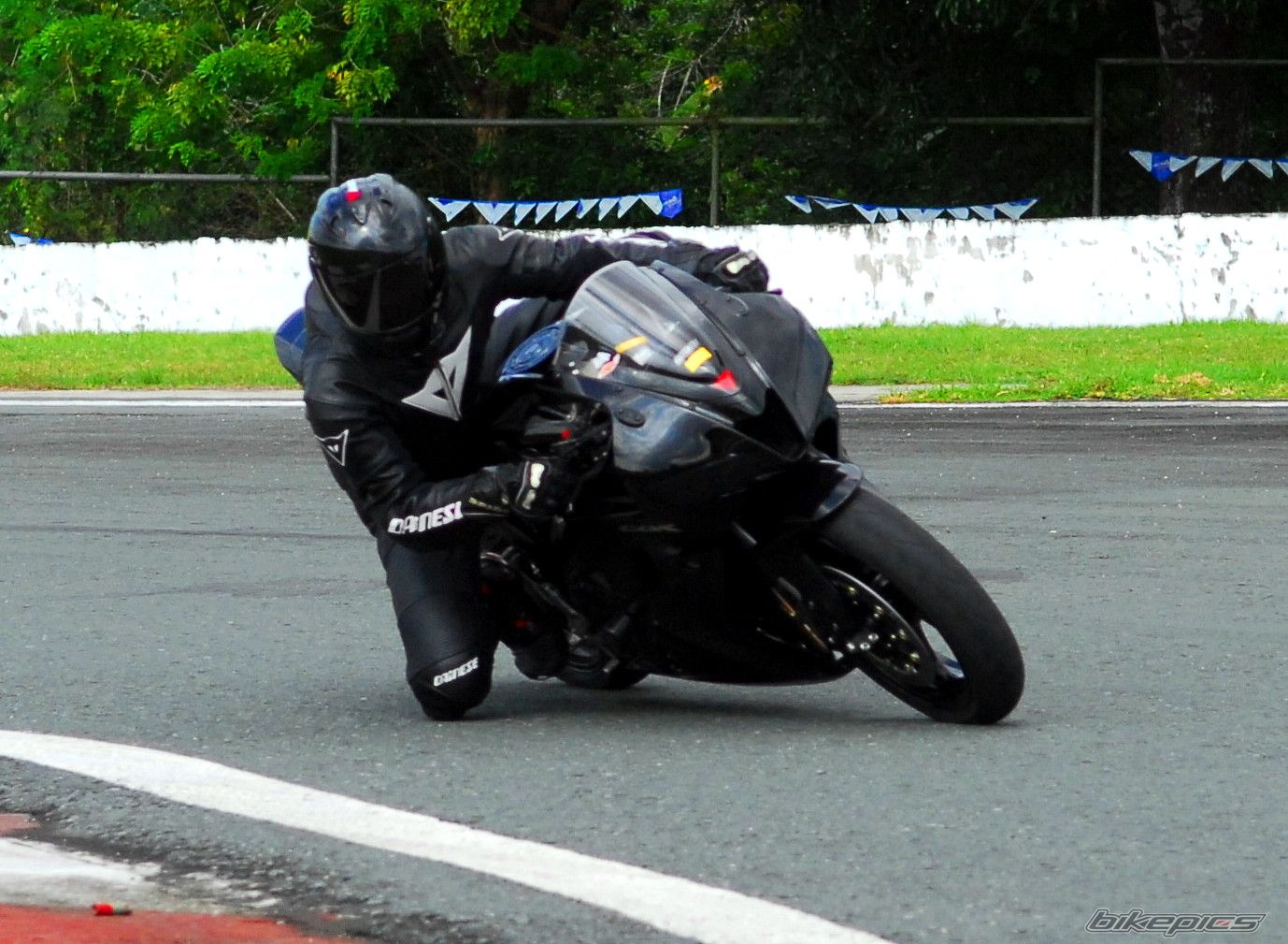 Photo 1213085
