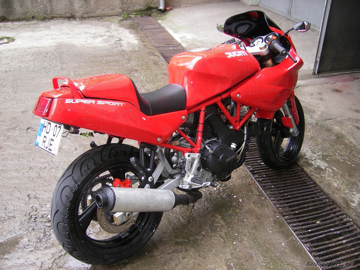 Photo 1221211