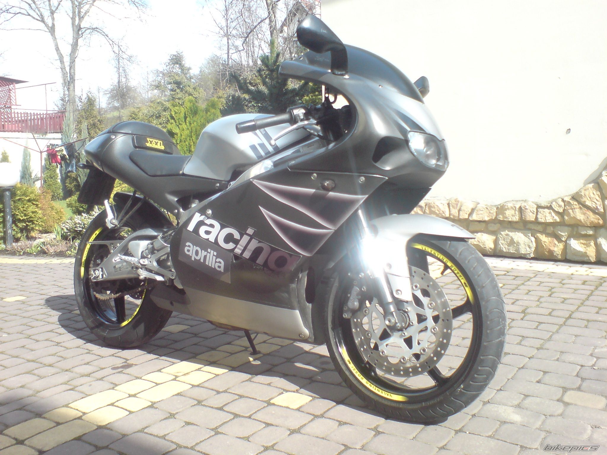 Photo 1224852