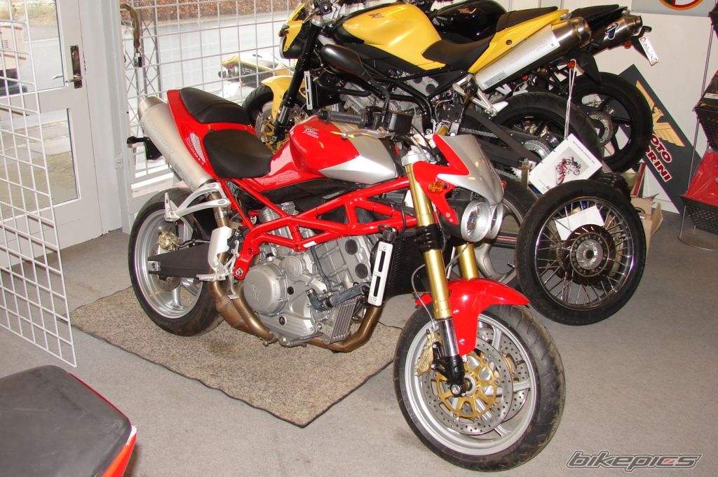 Photo 1233003