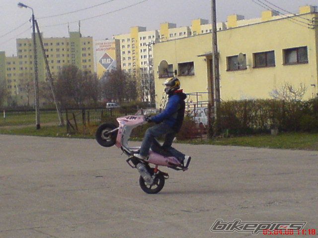 Photo 1243859