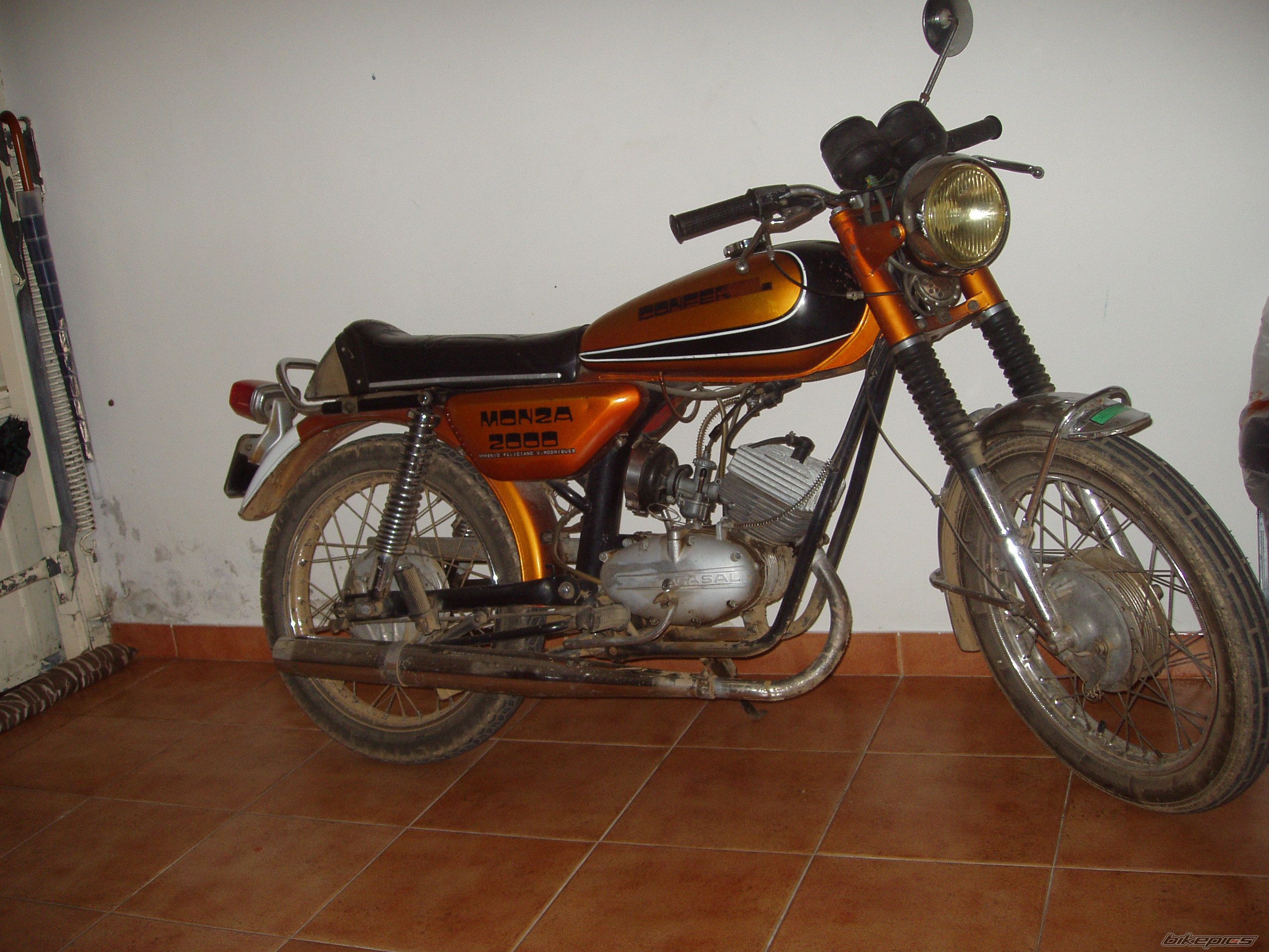 Photo 1251769