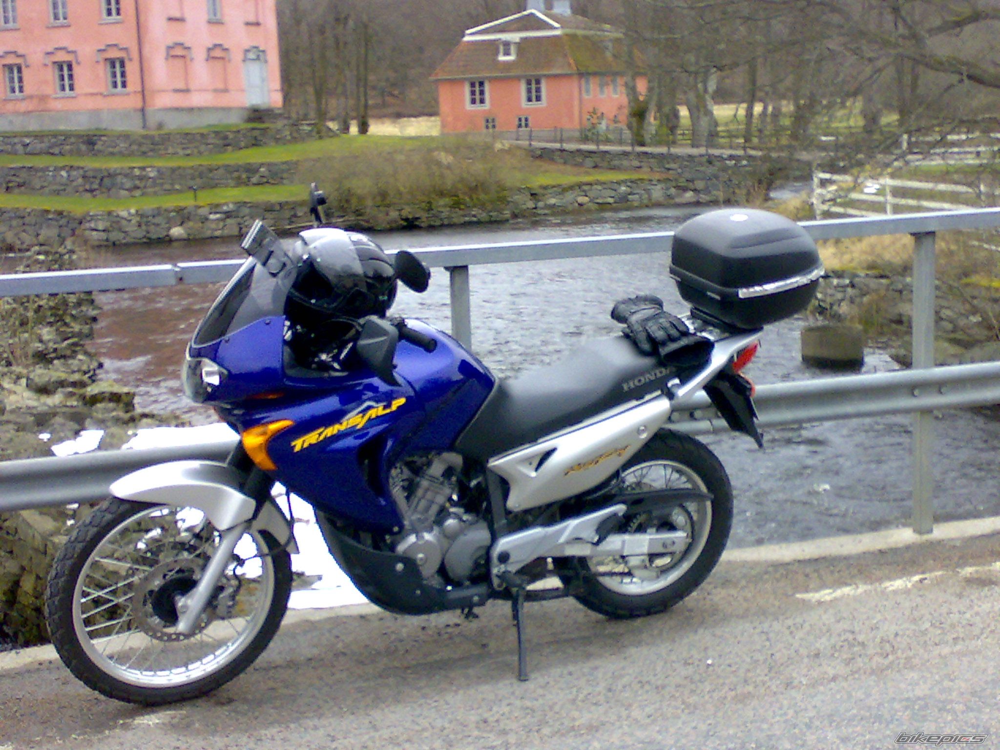 Photo 1255677