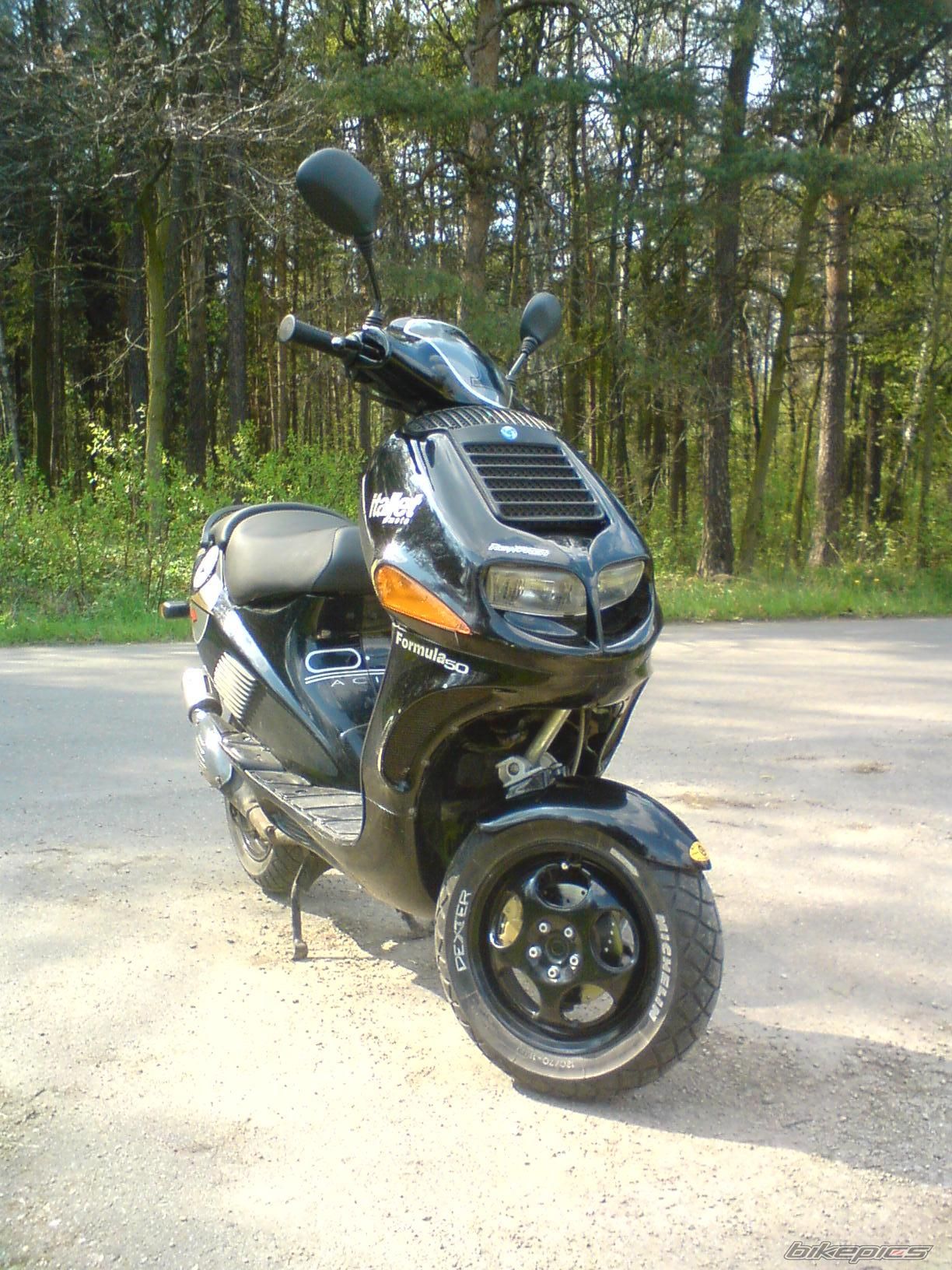 Photo 1271199