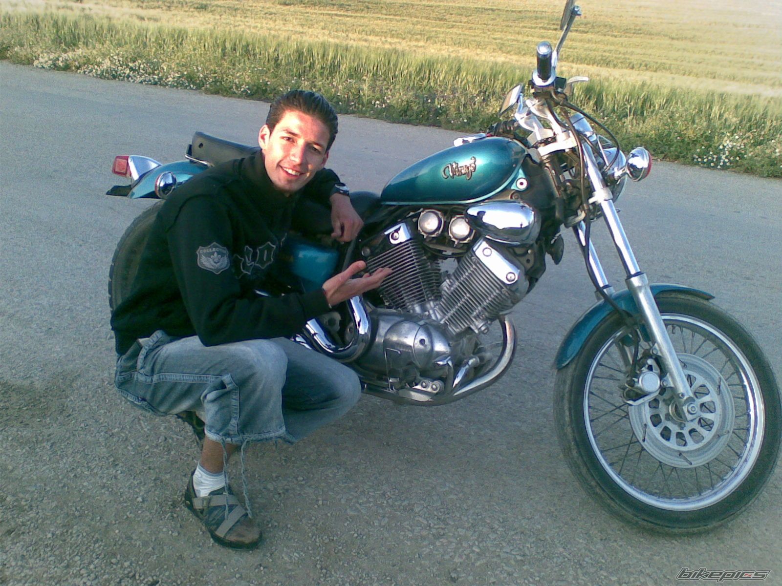 Photo 1272175