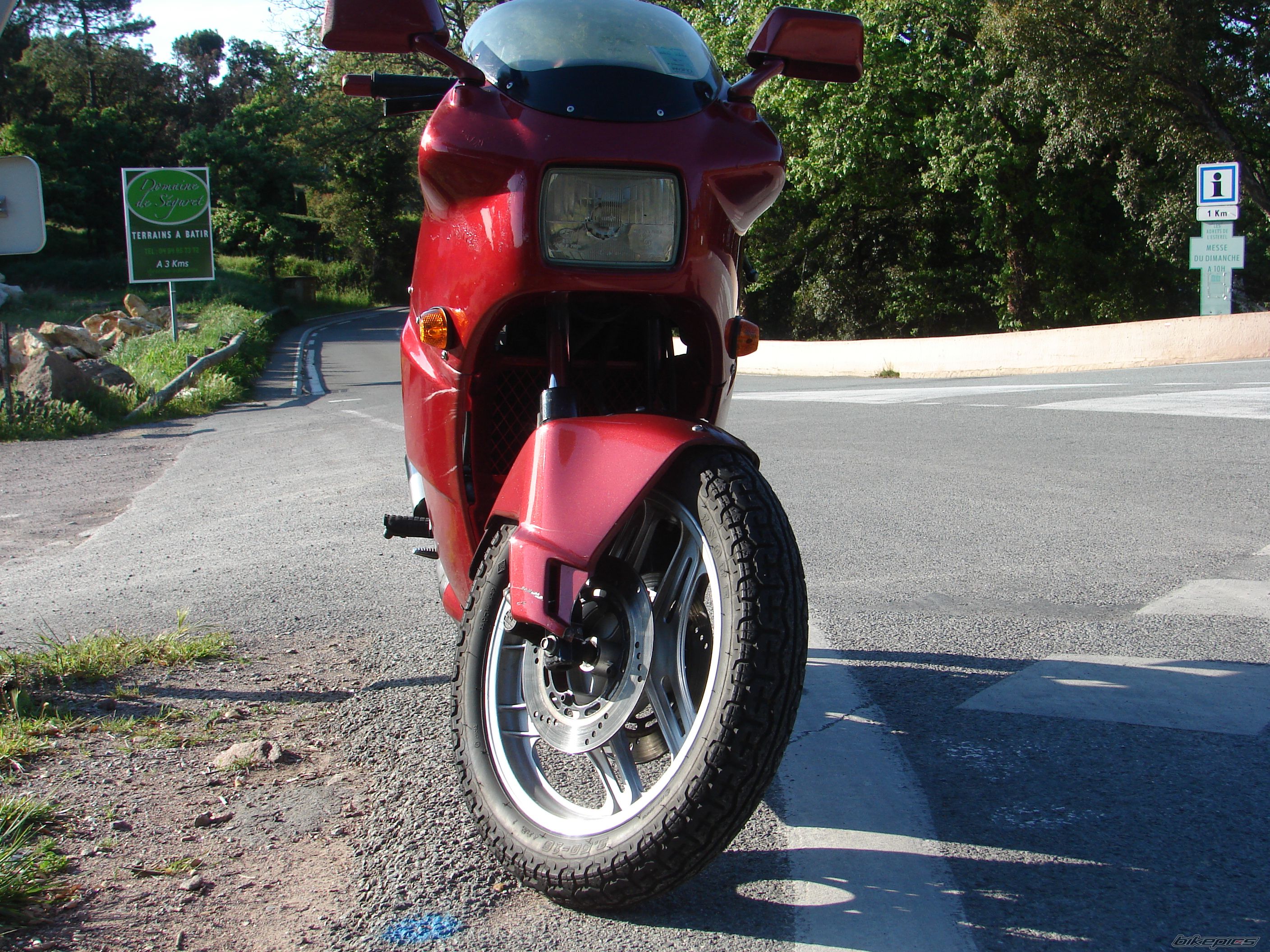 Photo 1274189