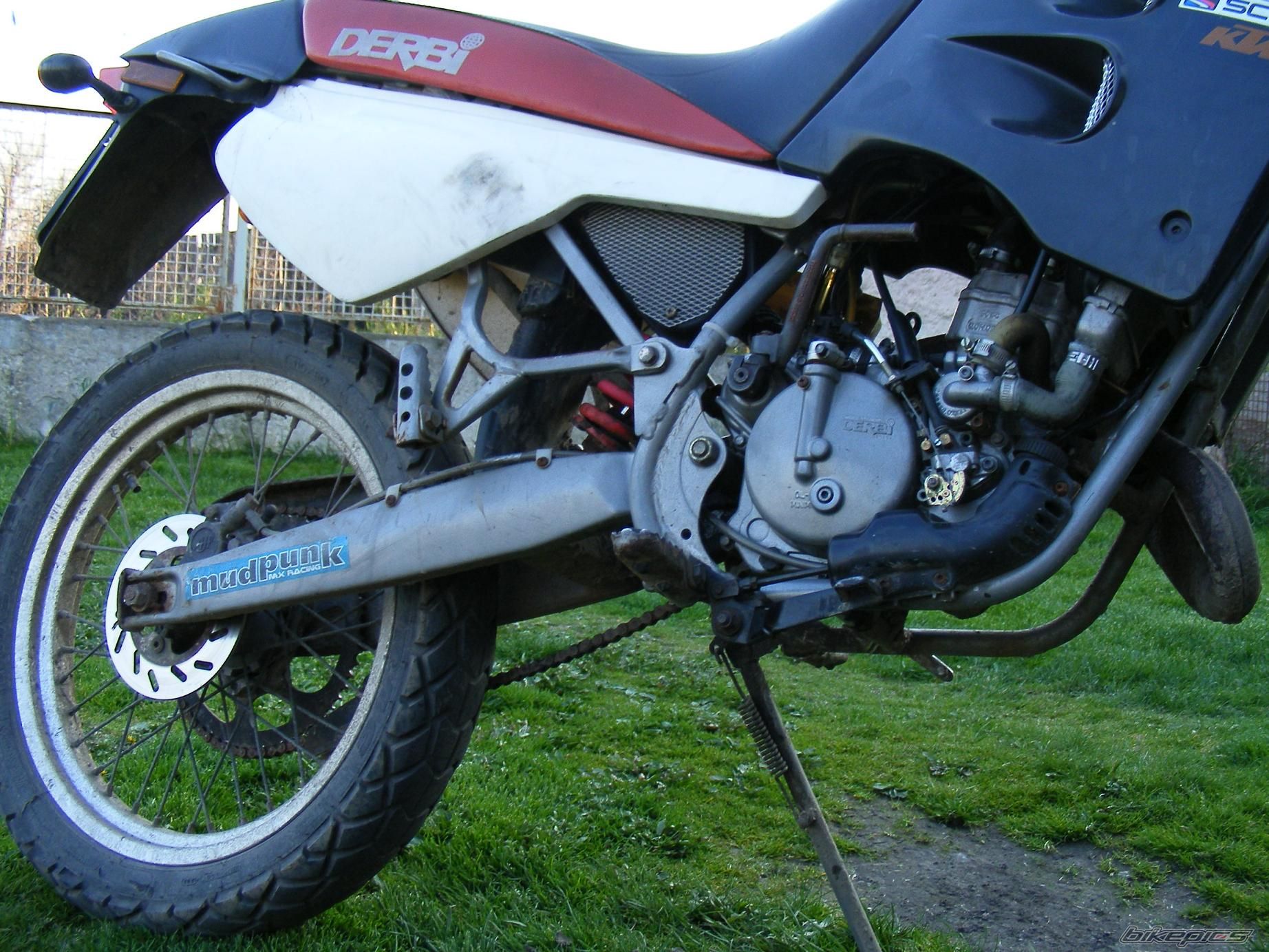 Photo 1276042