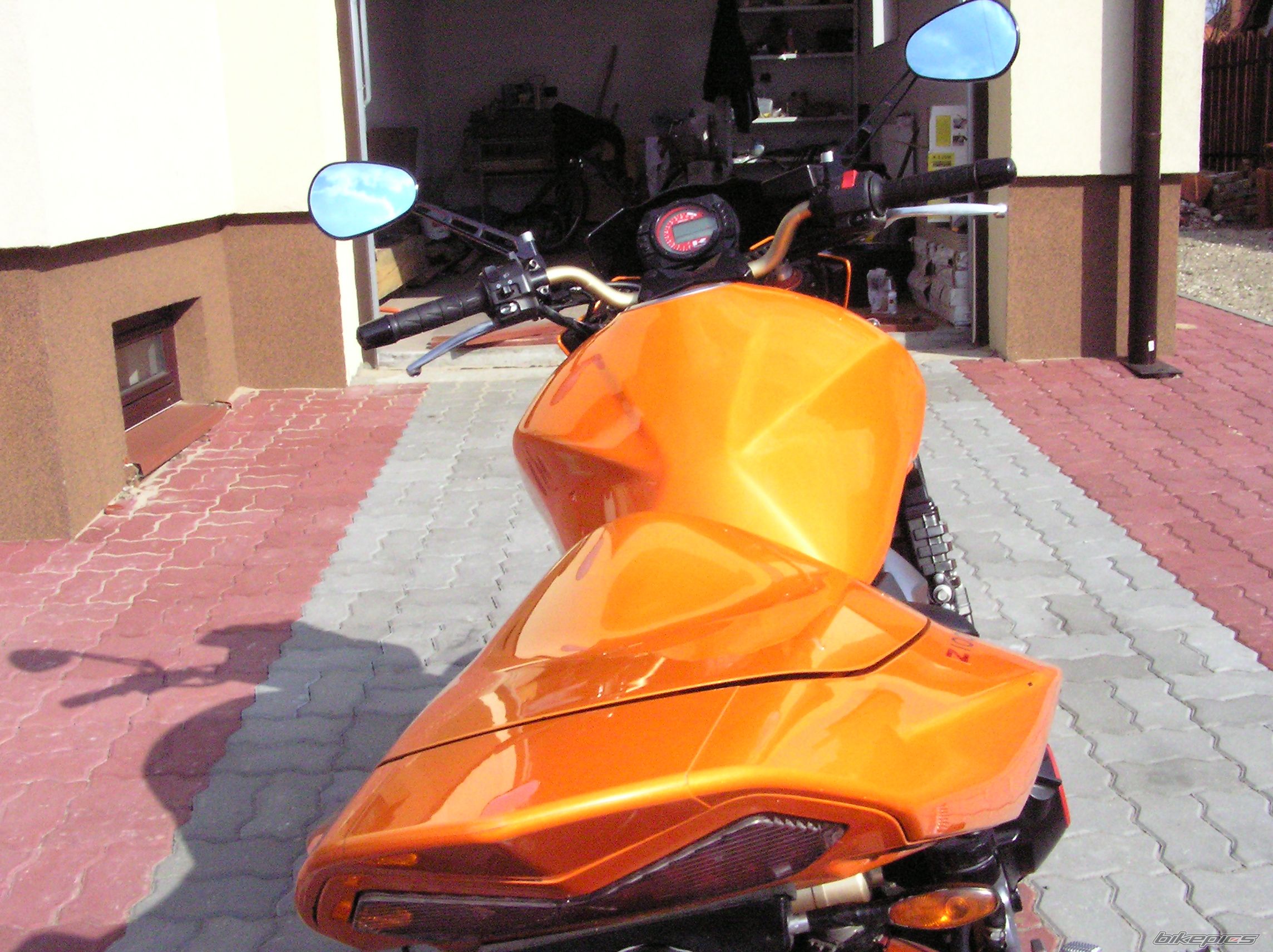 Photo 1276815
