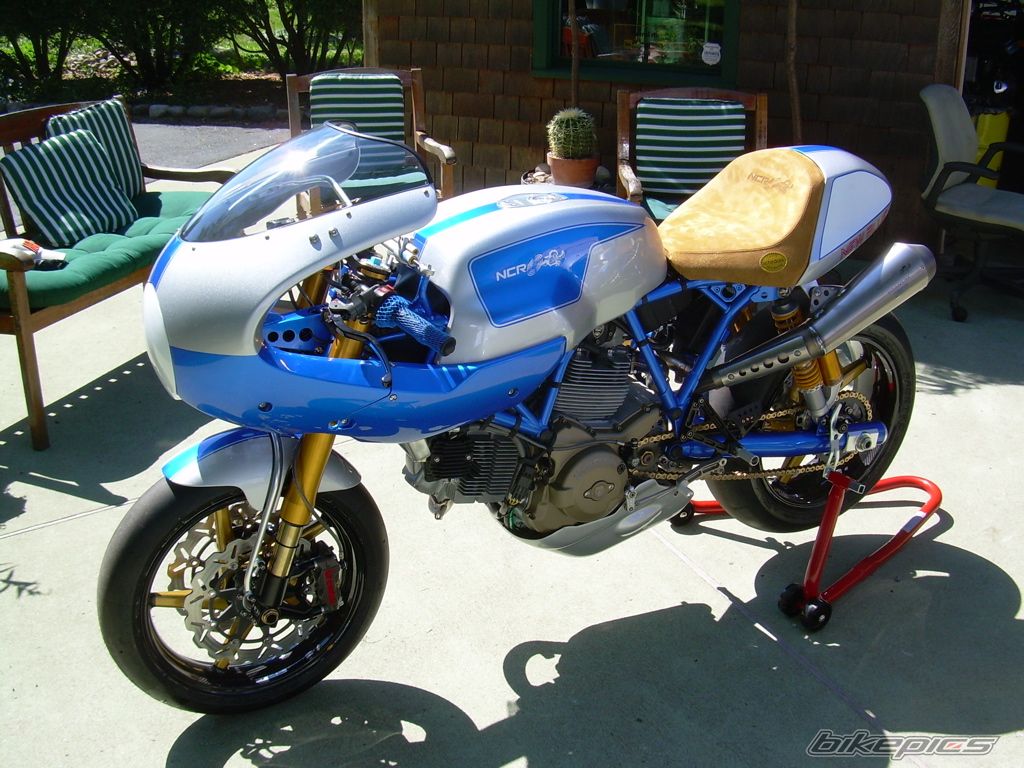 Photo 1294143