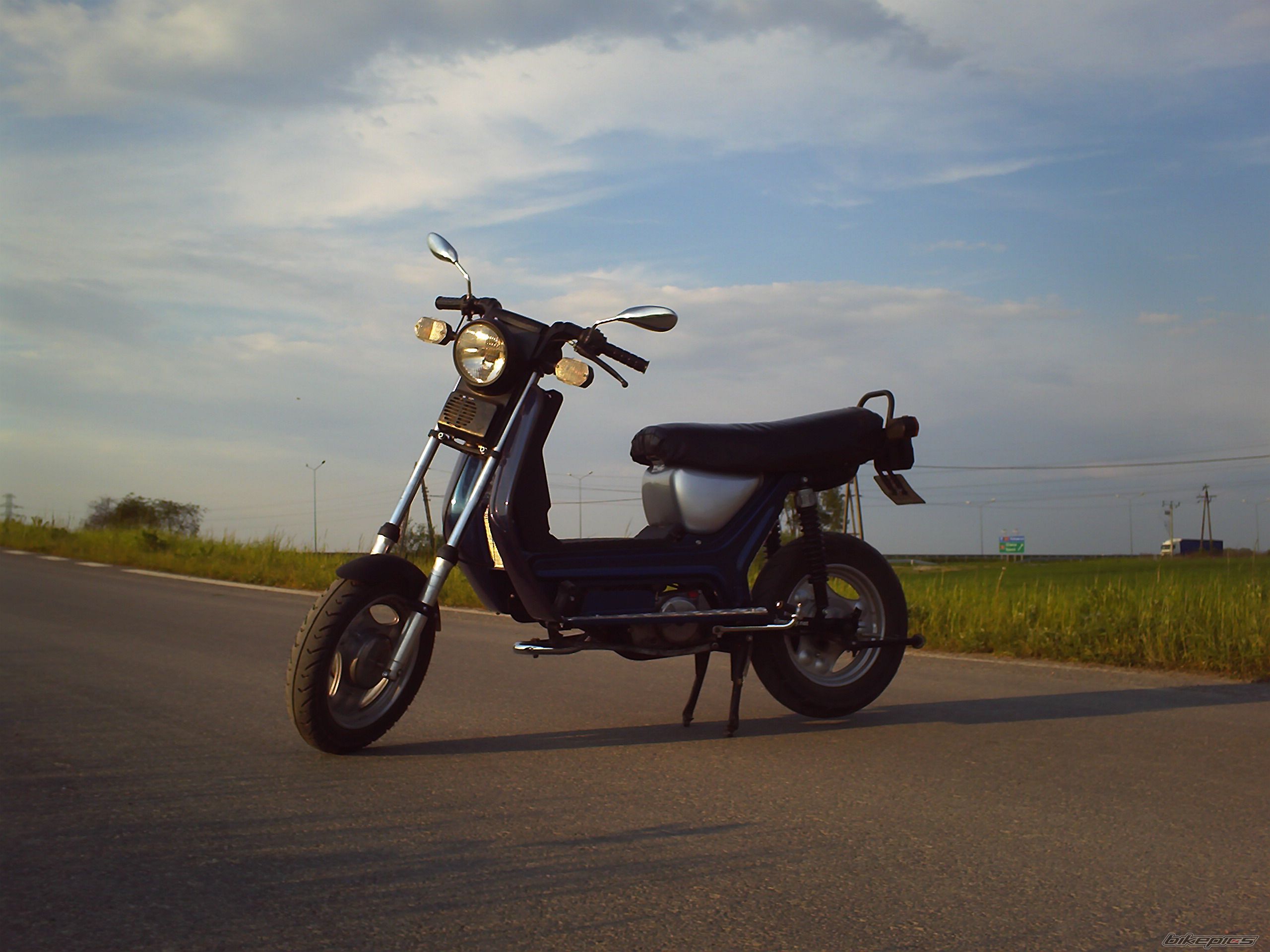 Photo 1294480