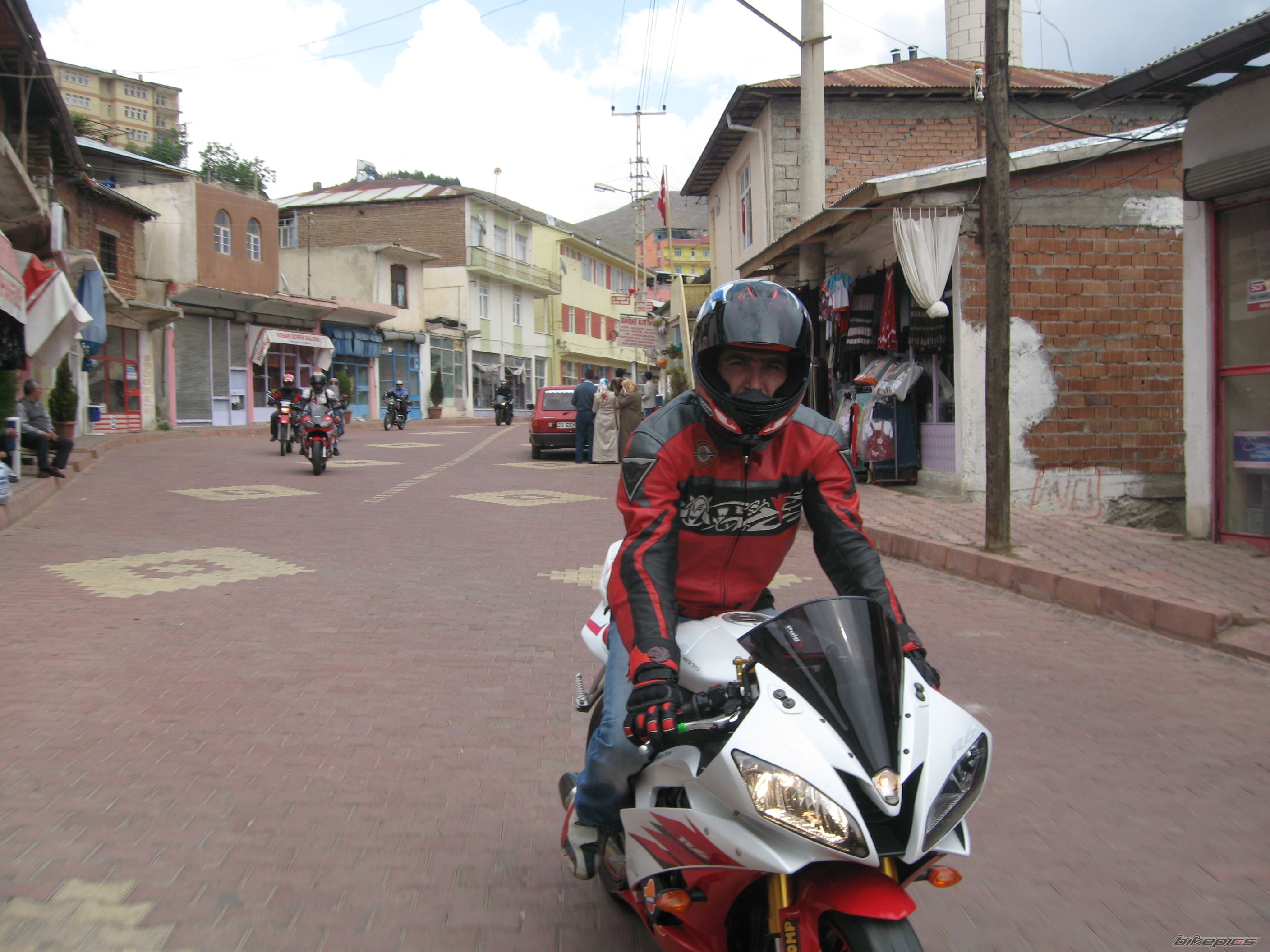 Photo 1298137