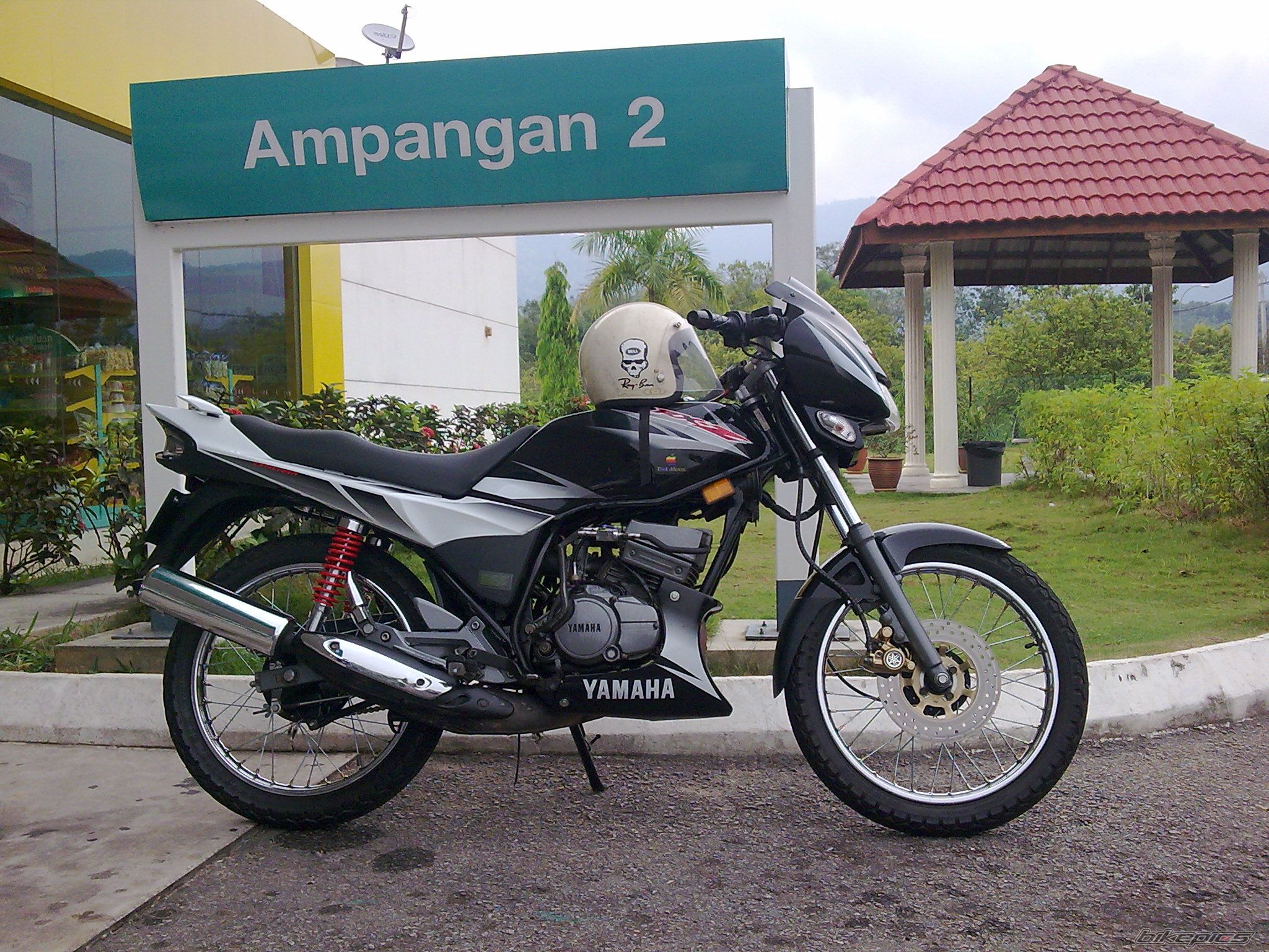 Bike Photo 1298610