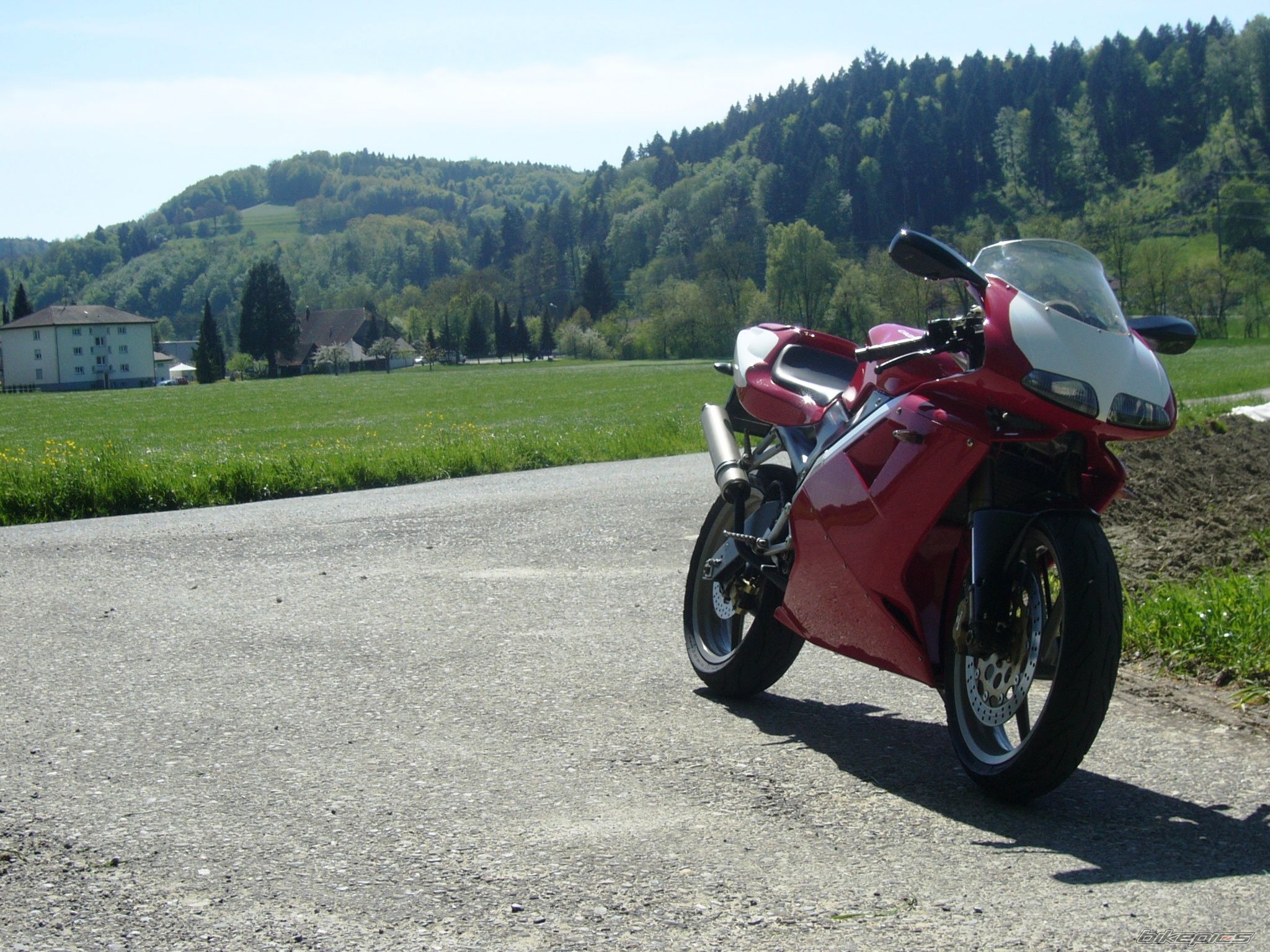 Bike Photo 1302107