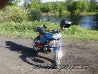Photo 1303694