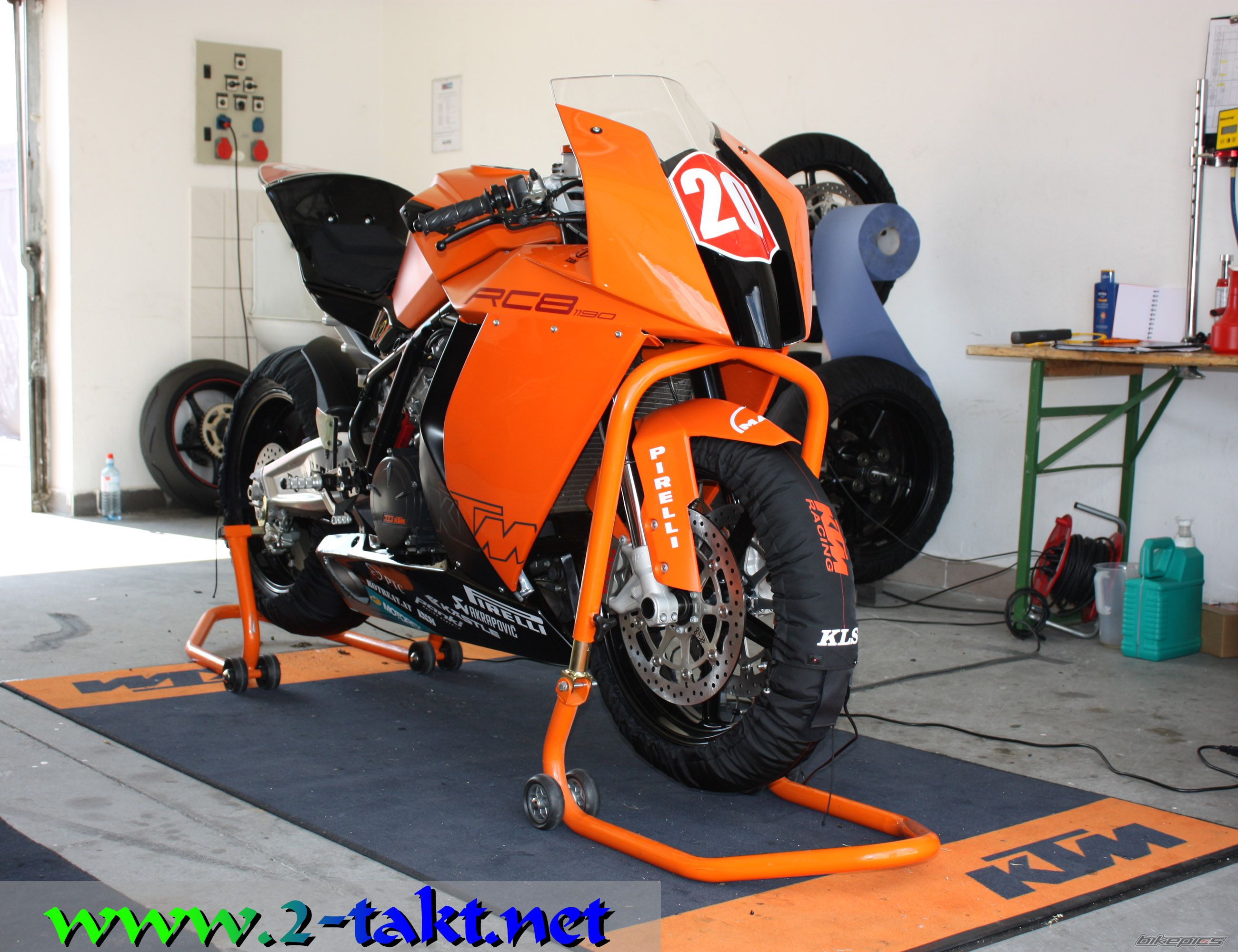 Bike Photo 1312038