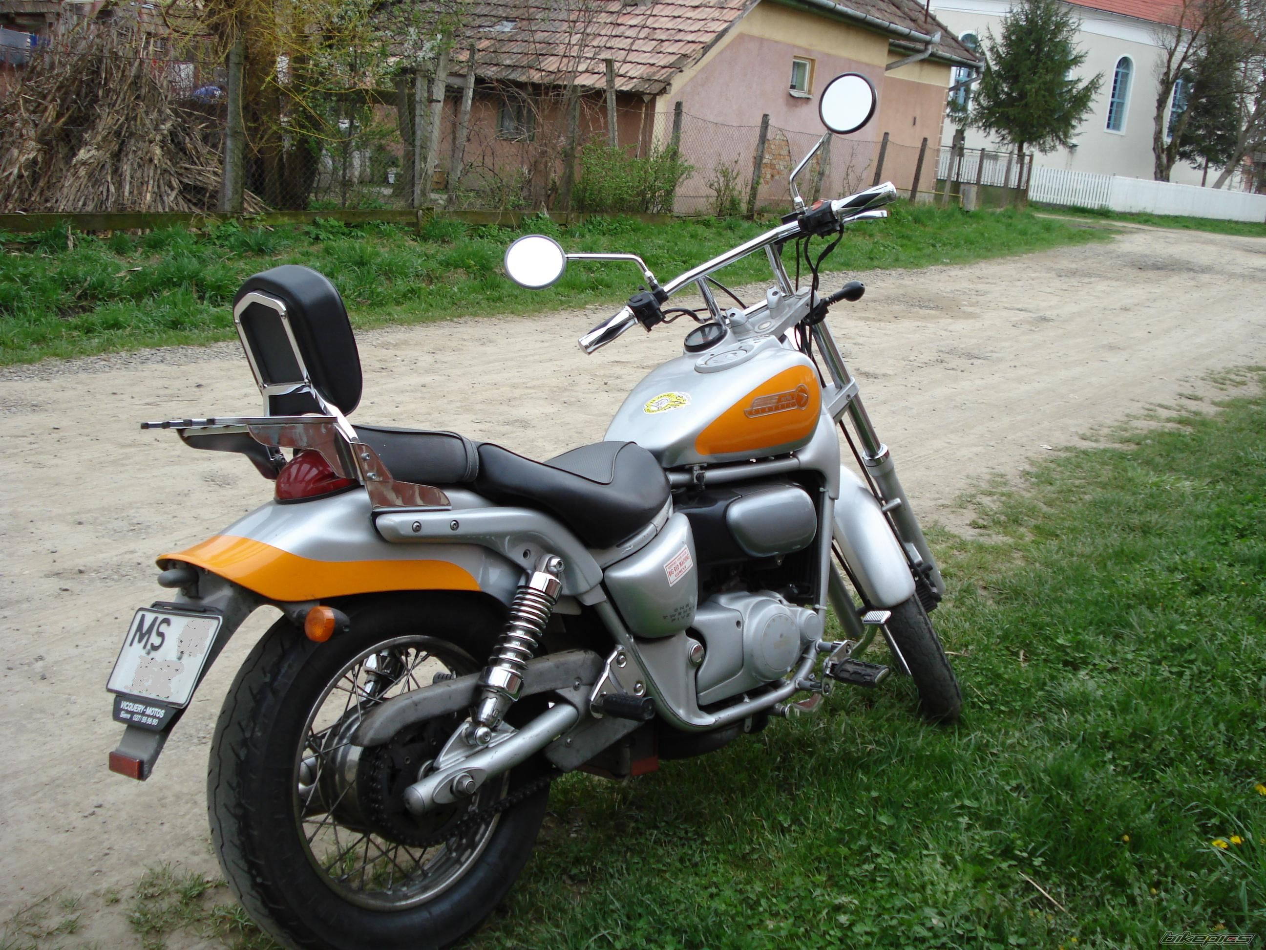 Photo 1313185