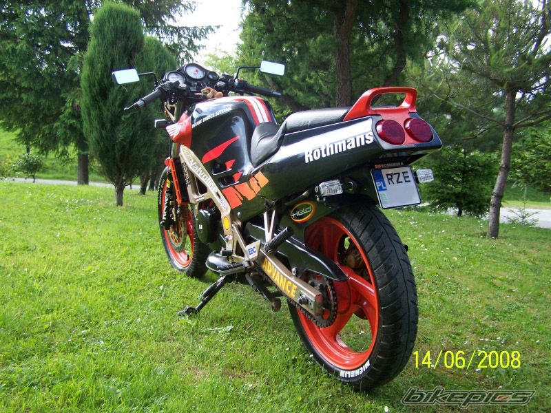 Photo 1320268