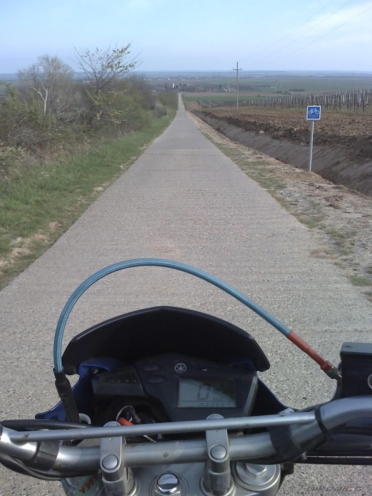 Photo 1324008