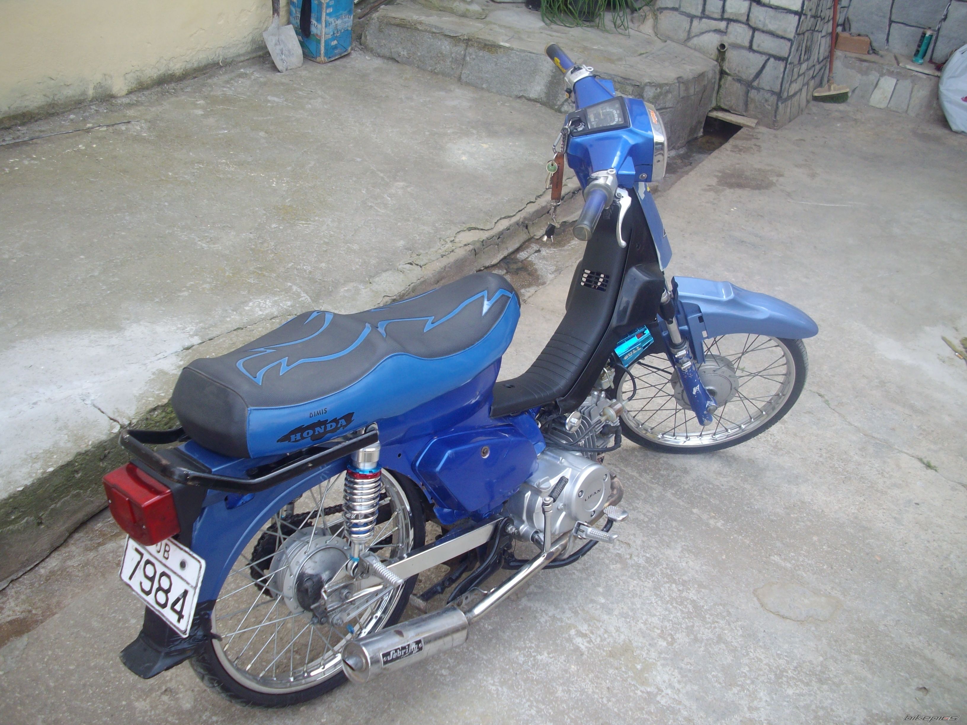 Photo 1325642