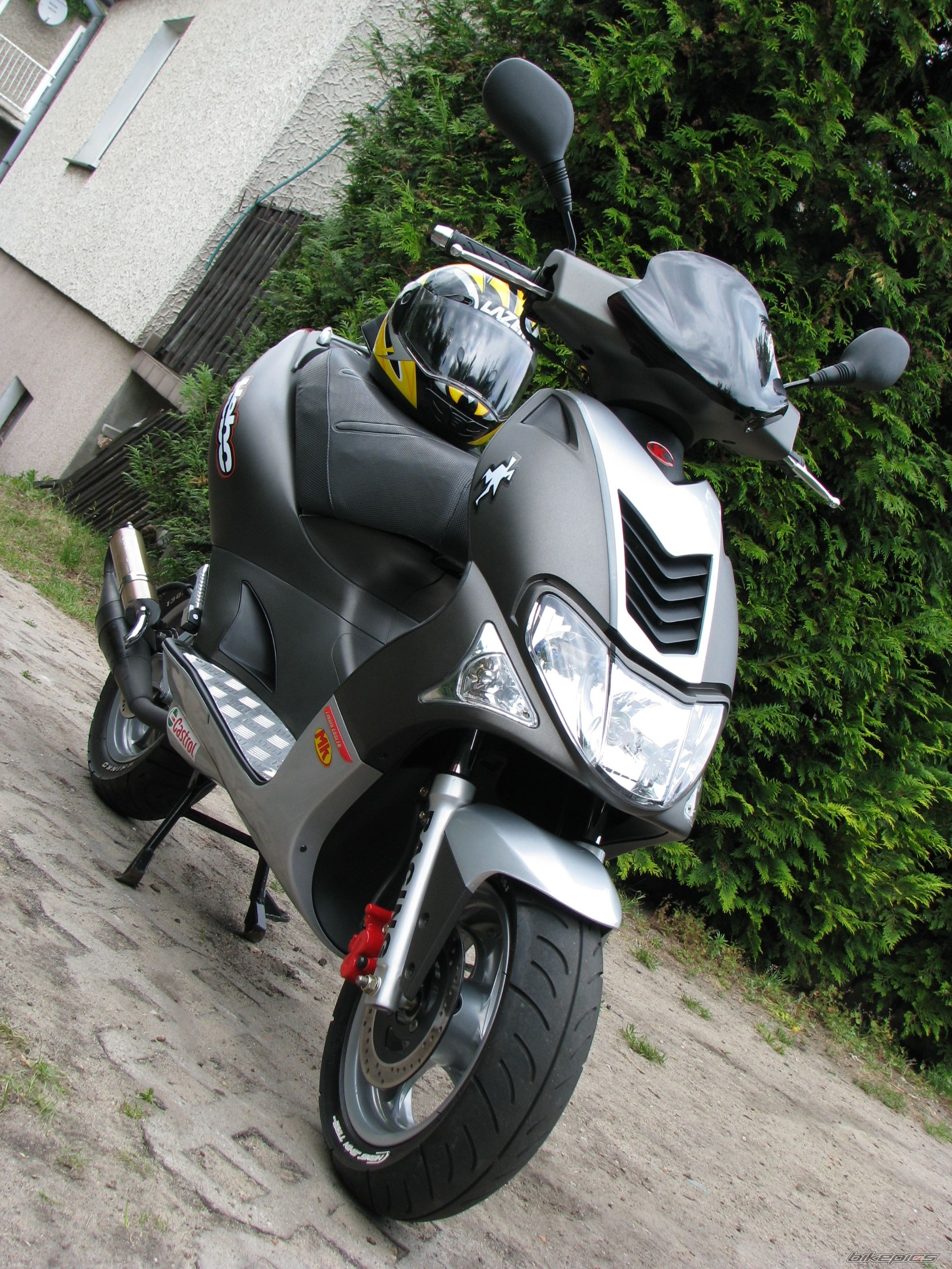 Photo 1327559