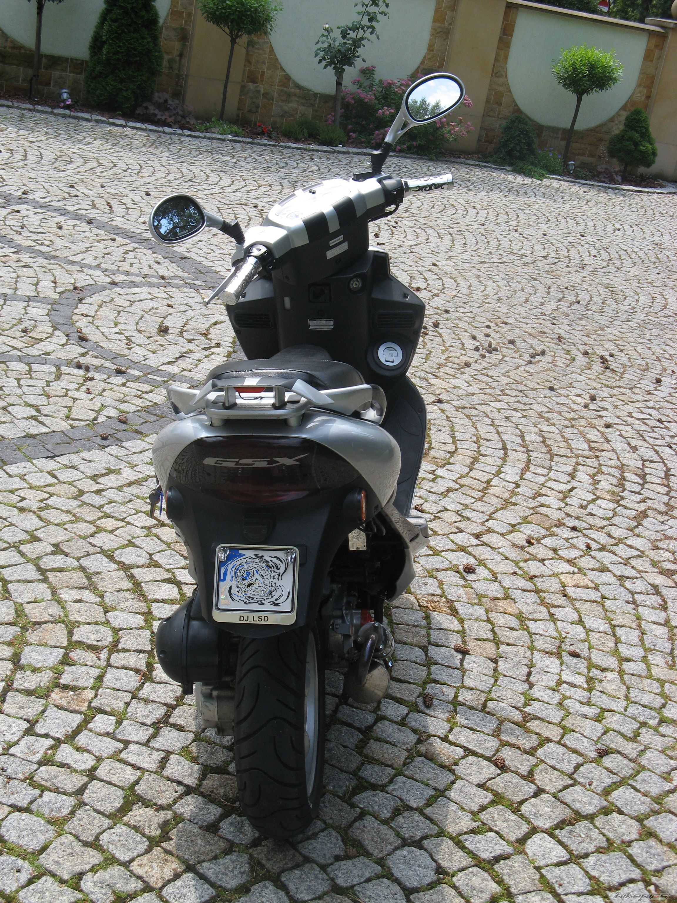 Photo 1333257