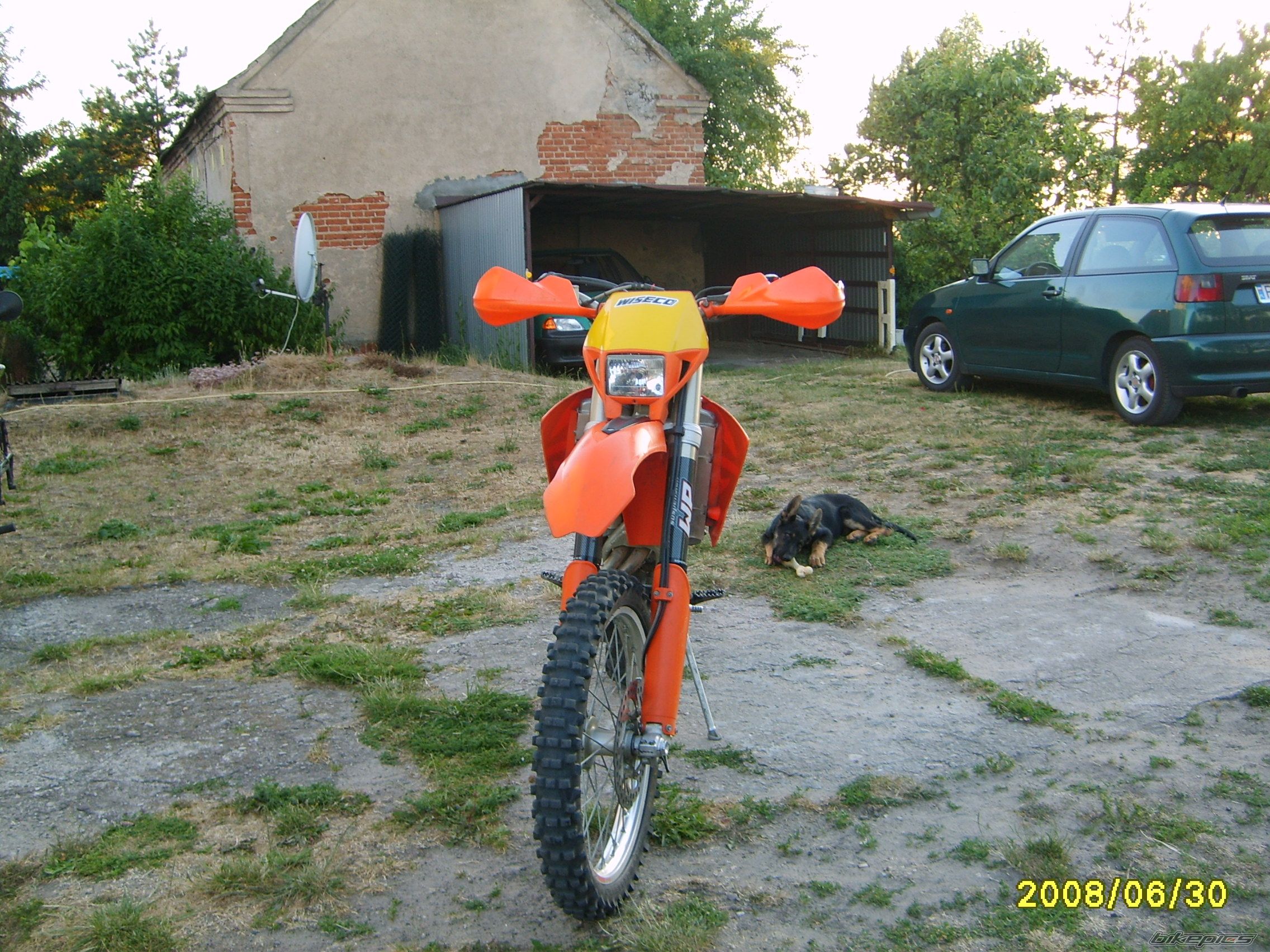 Photo 1341126