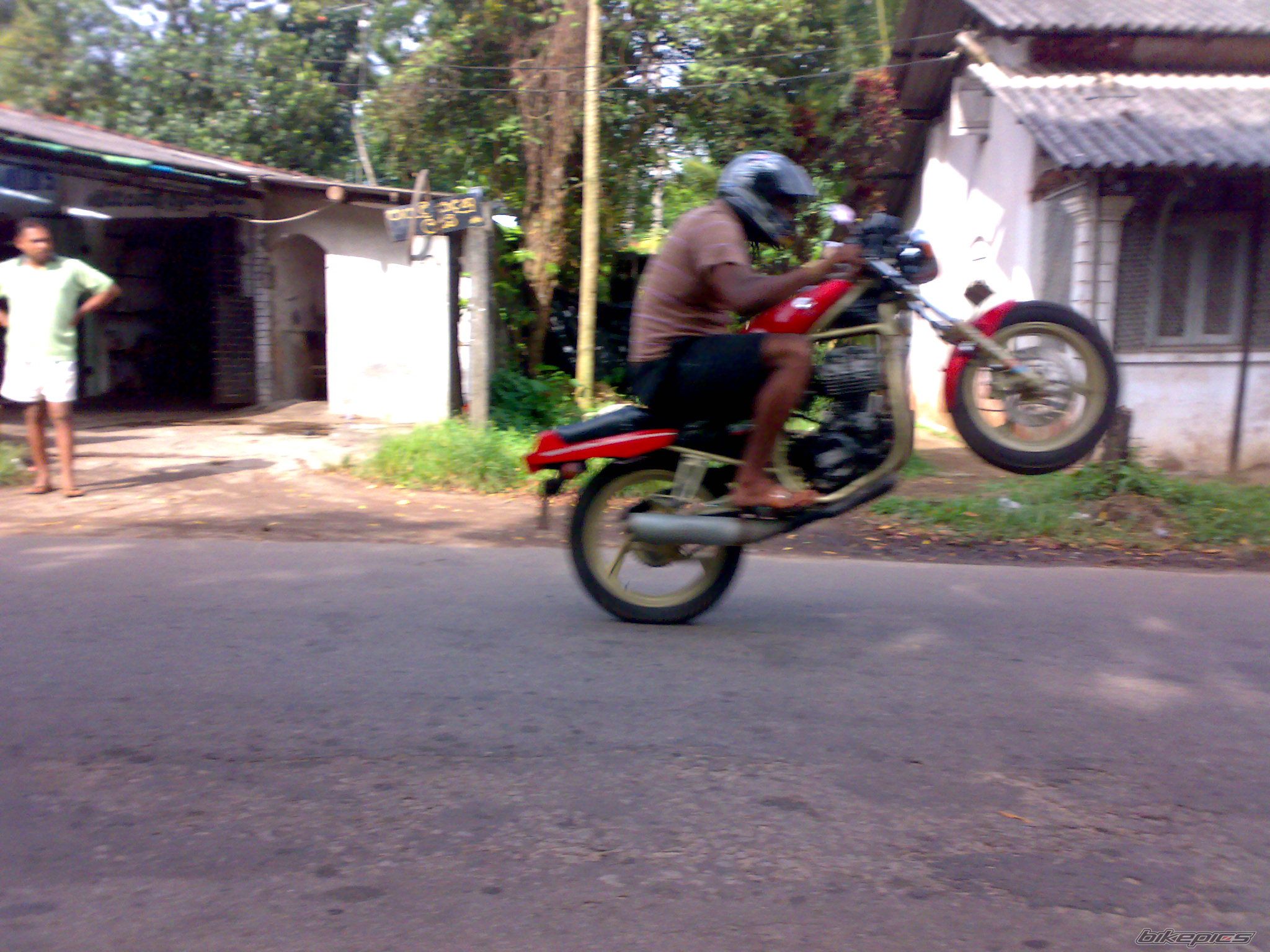 Photo 1345254