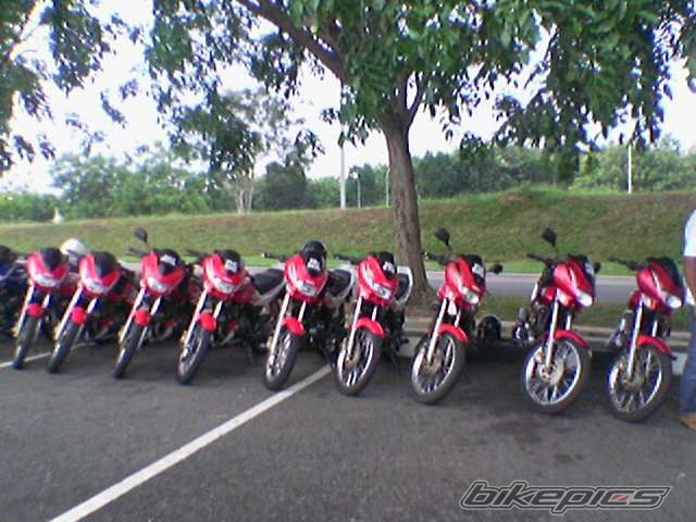 Photo 1353272