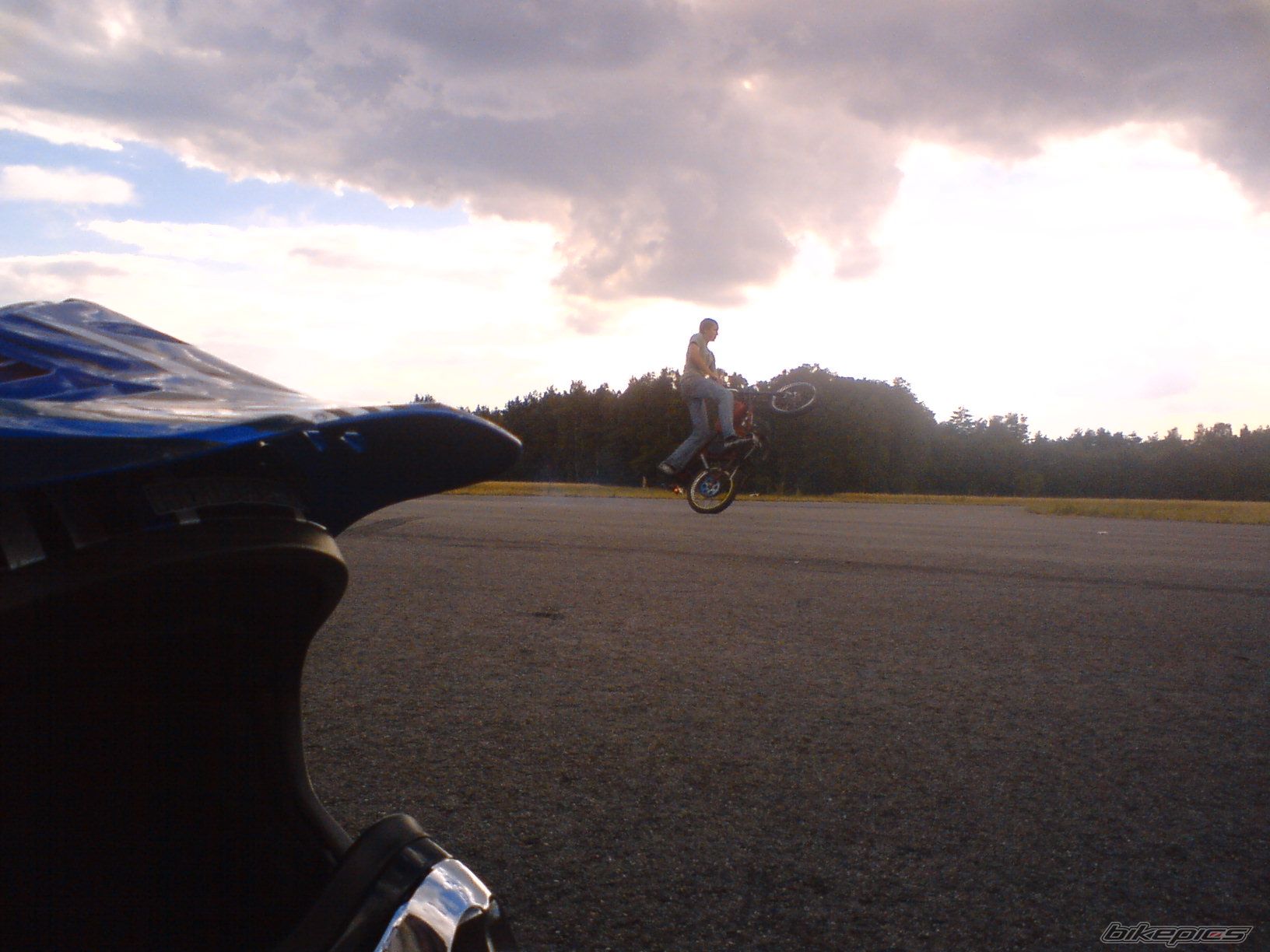 Photo 1358010