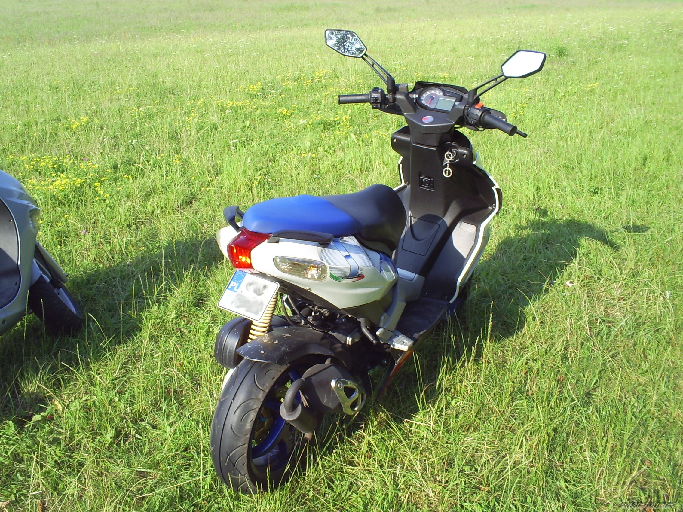 Photo 1358954