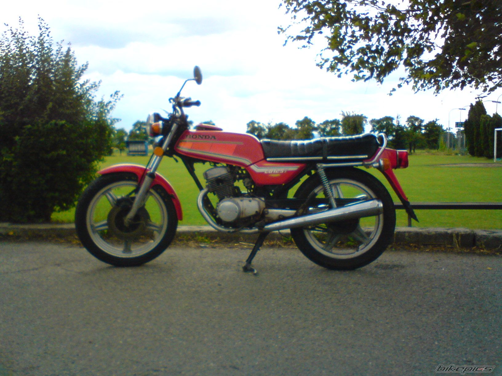 Bike Photo 1361358