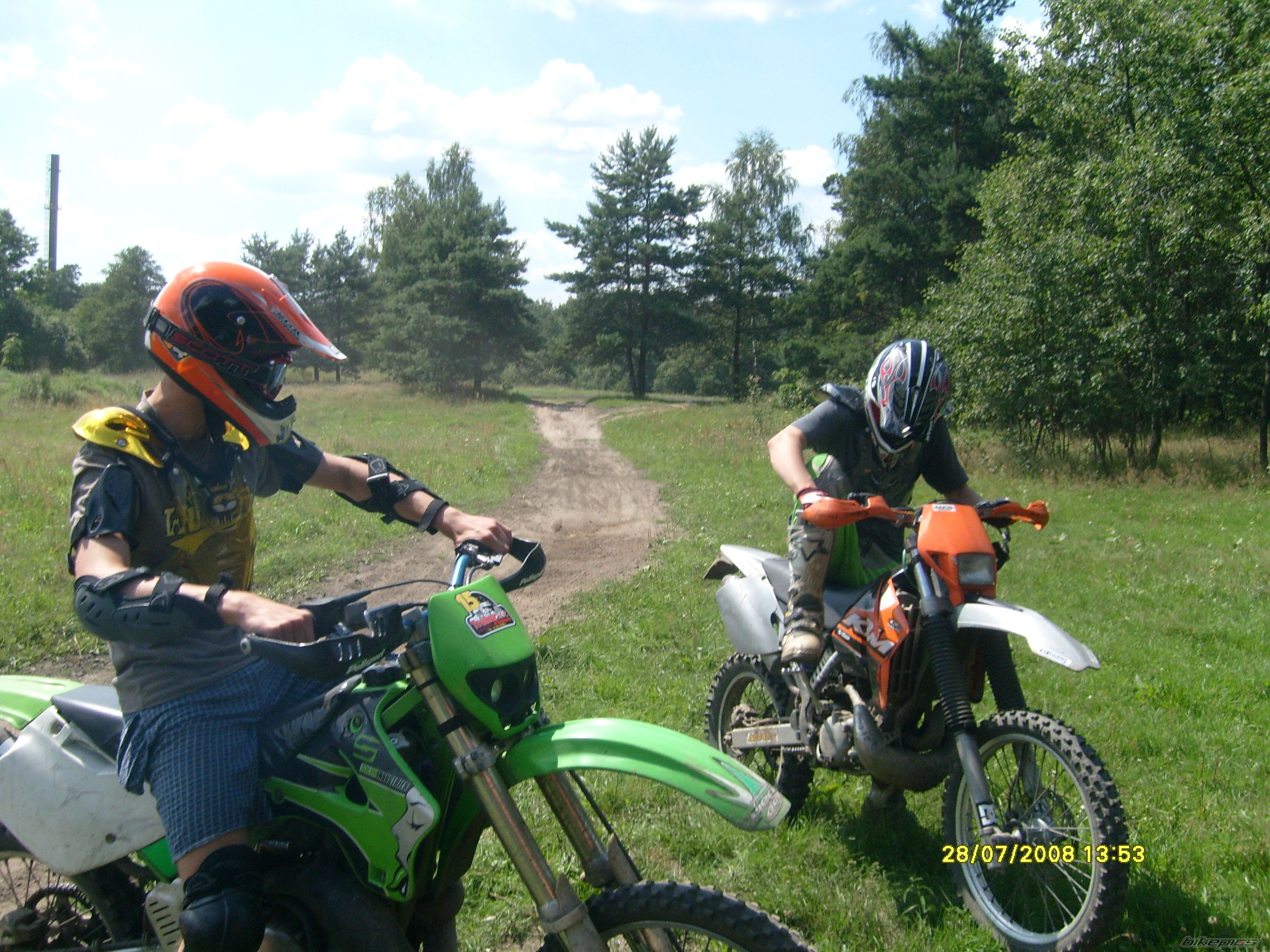 Photo 1367678