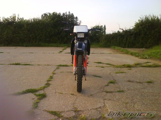 Photo 1374009