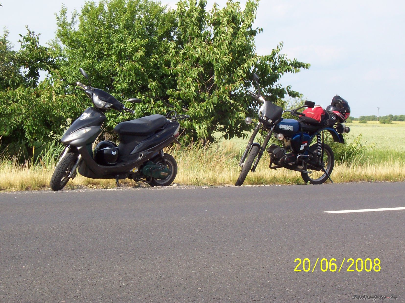Photo 1379134