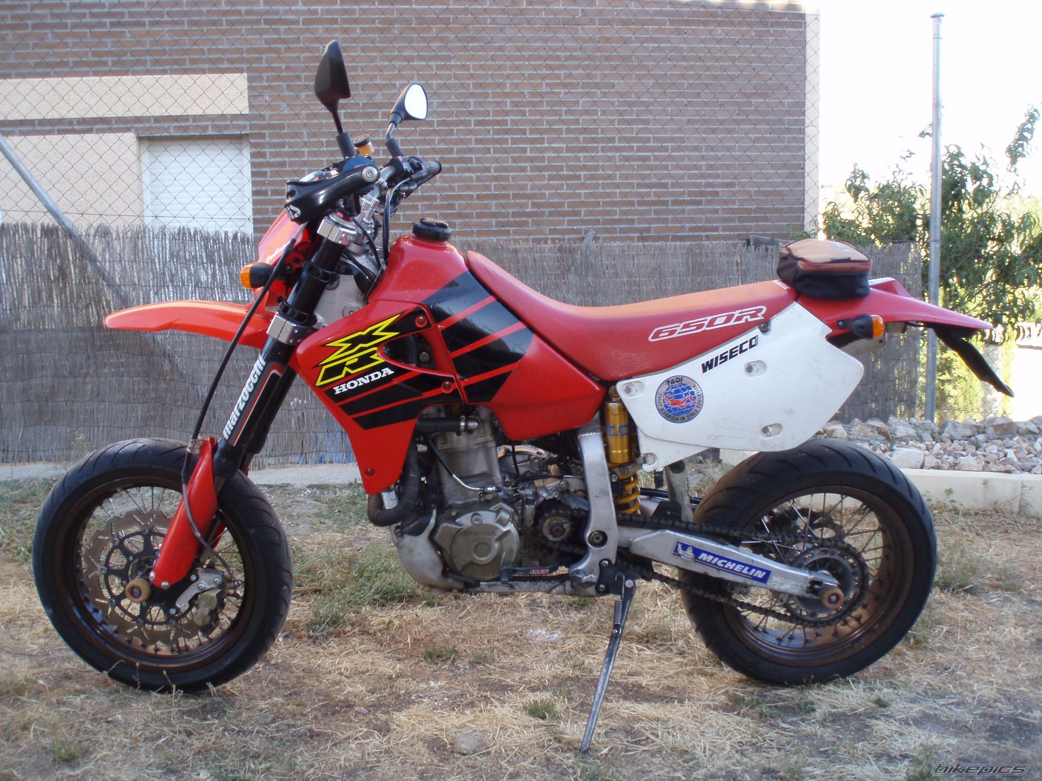Photo 1381479