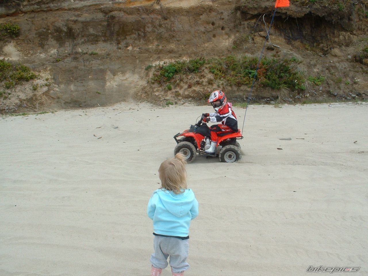 Photo 1382412