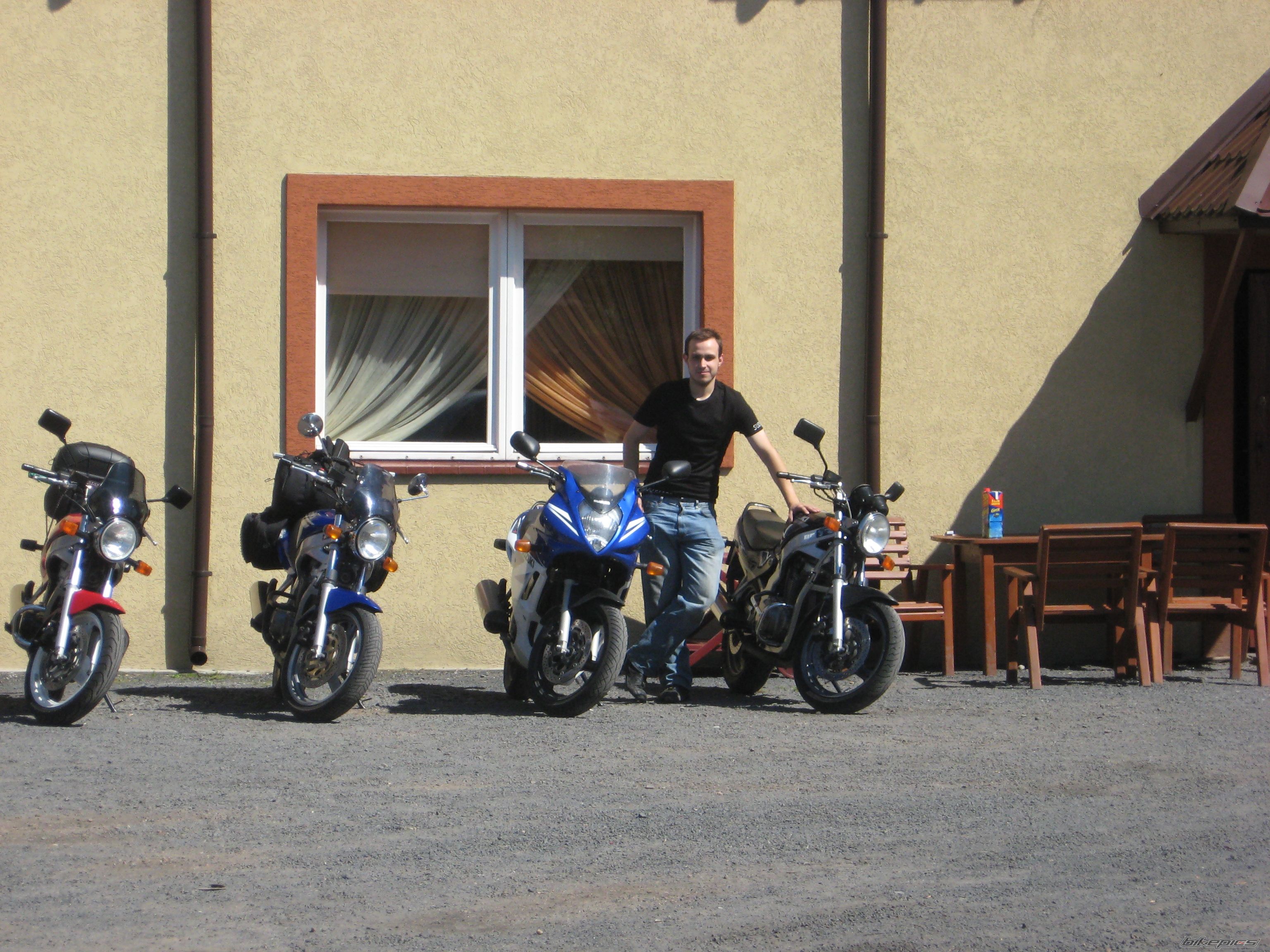 Photo 1383130